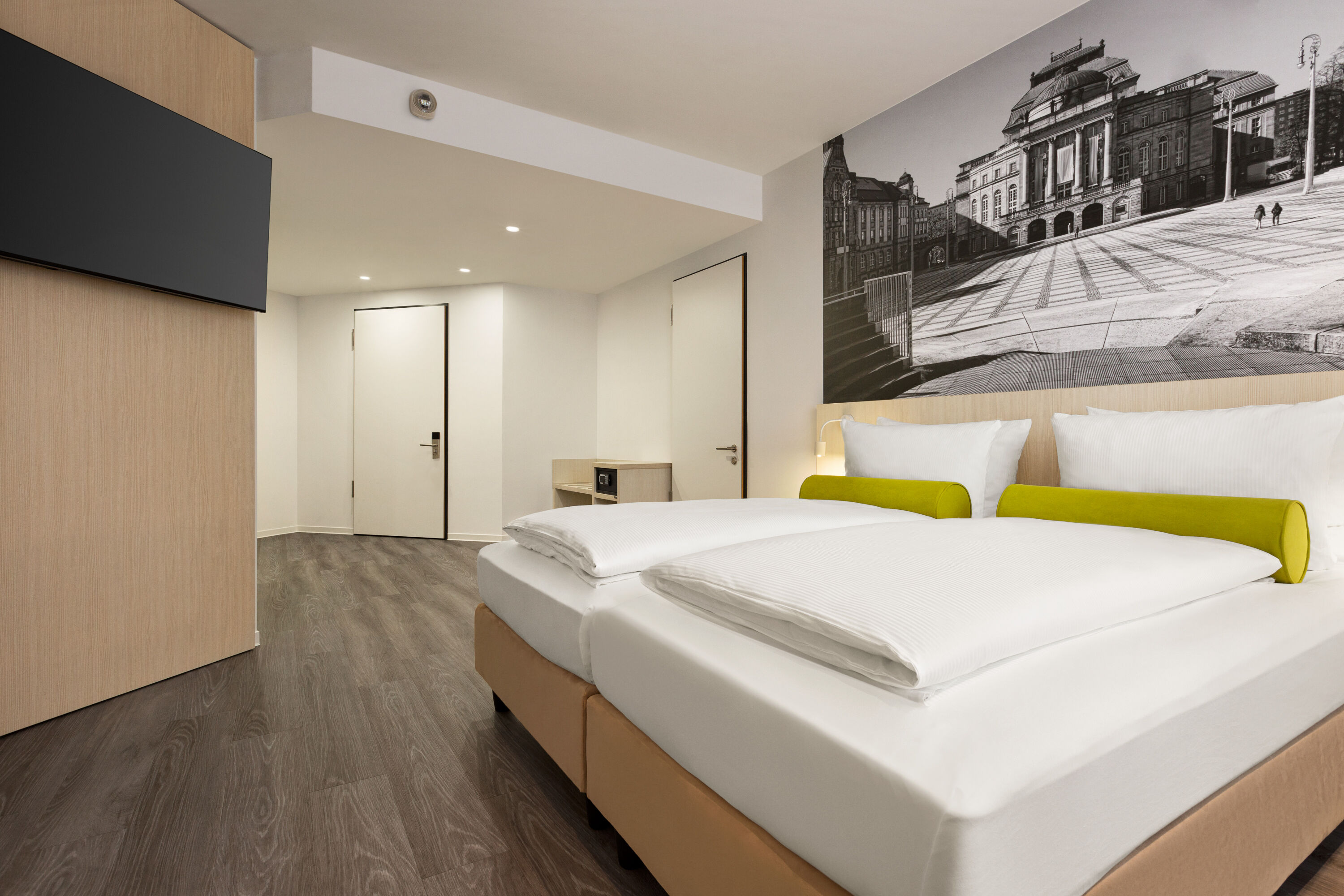 Guest room at the Super 8 by Wyndham Chemnitz in Chemnitz, Other than US/Canada