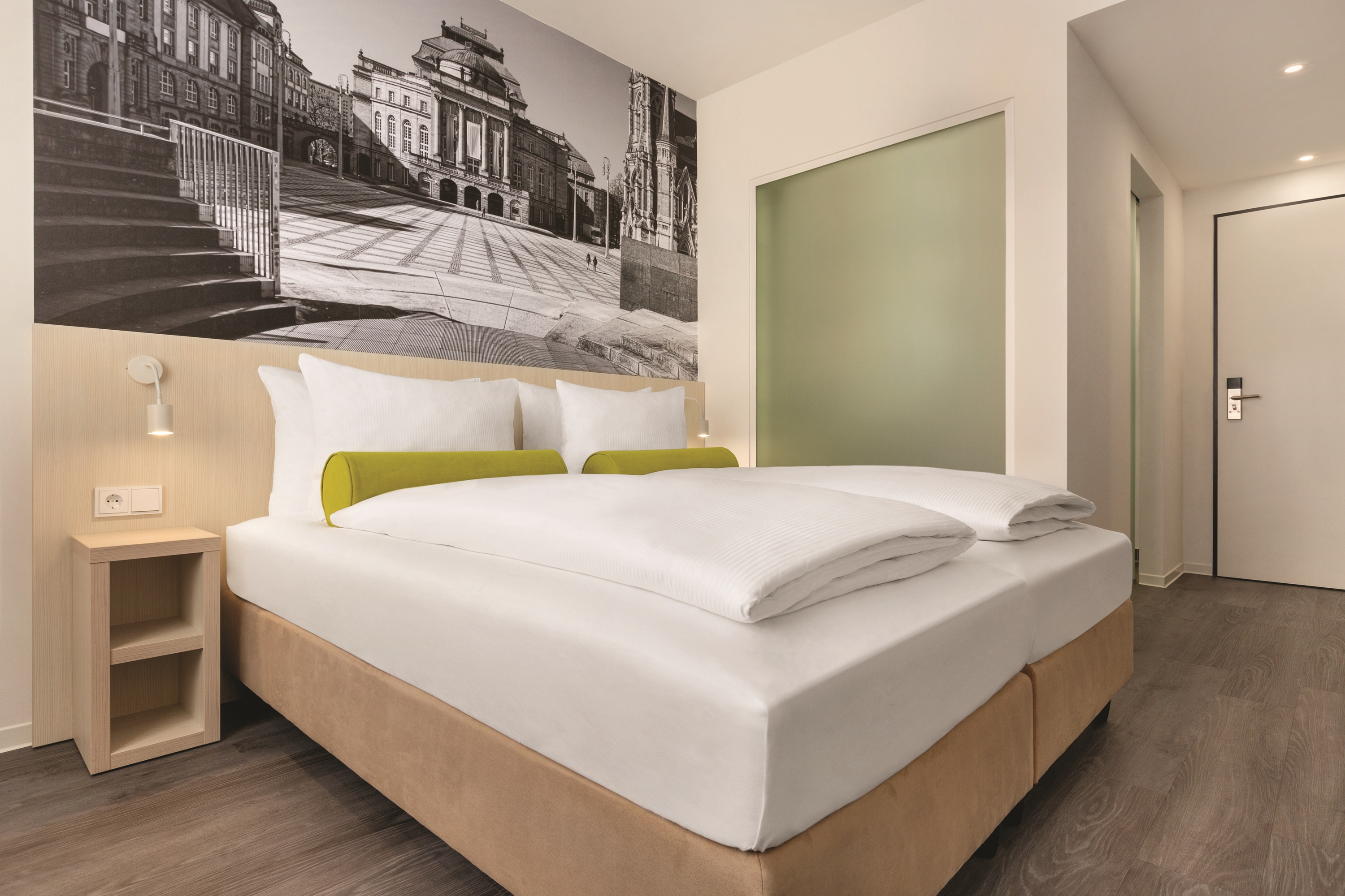 Guest room at the Super 8 by Wyndham Chemnitz in Chemnitz, Other than US/Canada