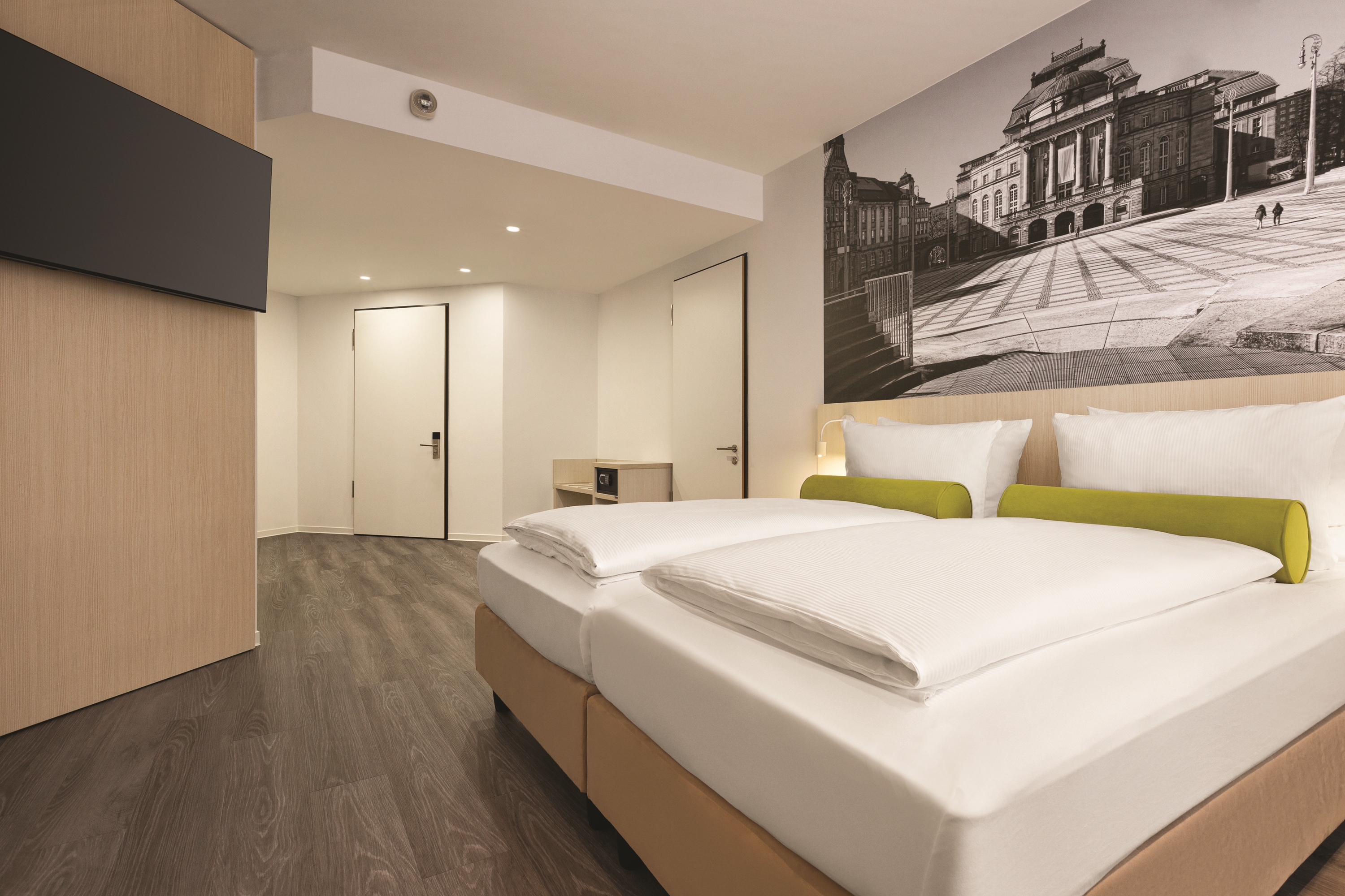 Guest room at the Super 8 by Wyndham Chemnitz in Chemnitz, Other than US/Canada