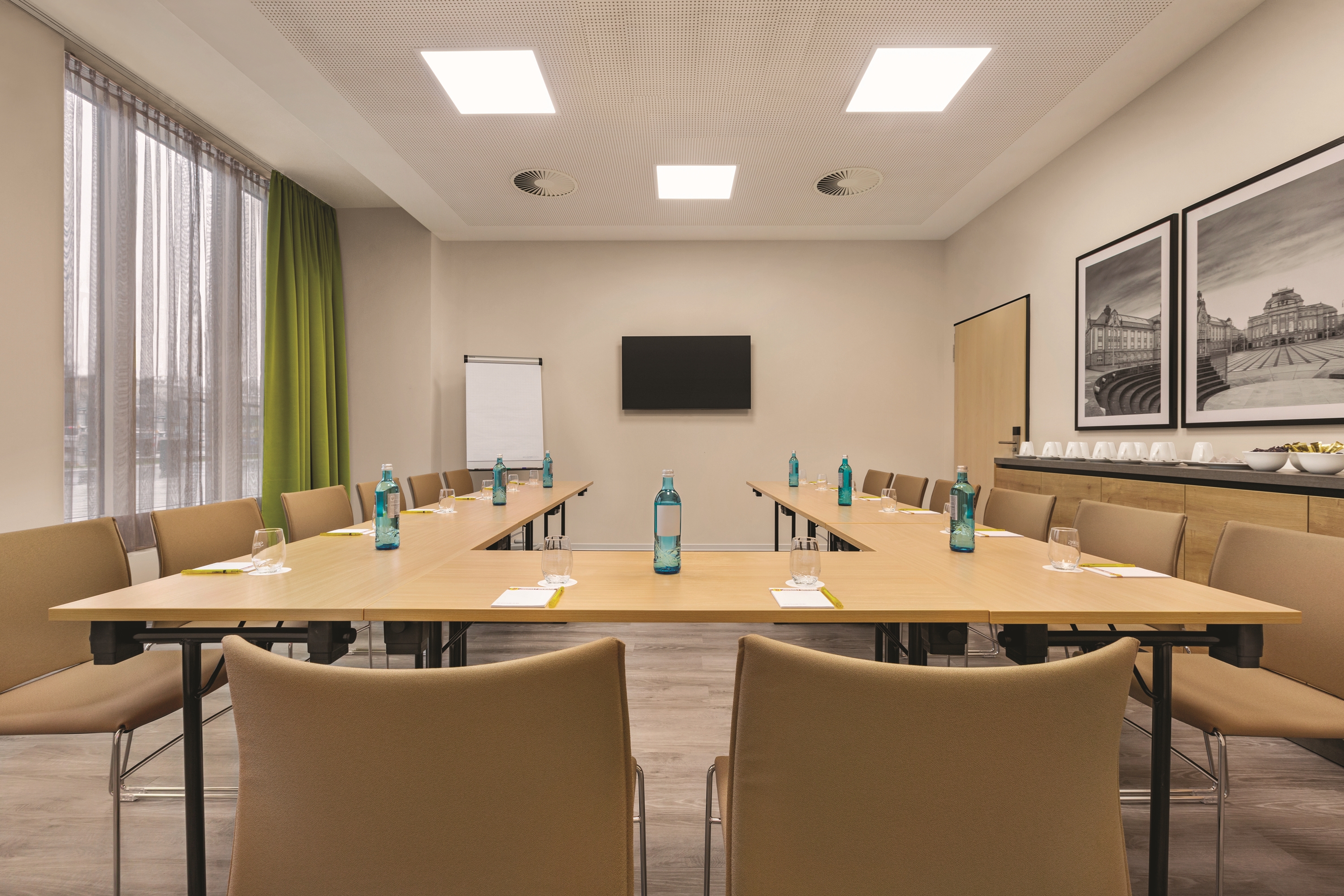 Meeting room at Super 8 by Wyndham Chemnitz in Chemnitz, Other than US/Canada