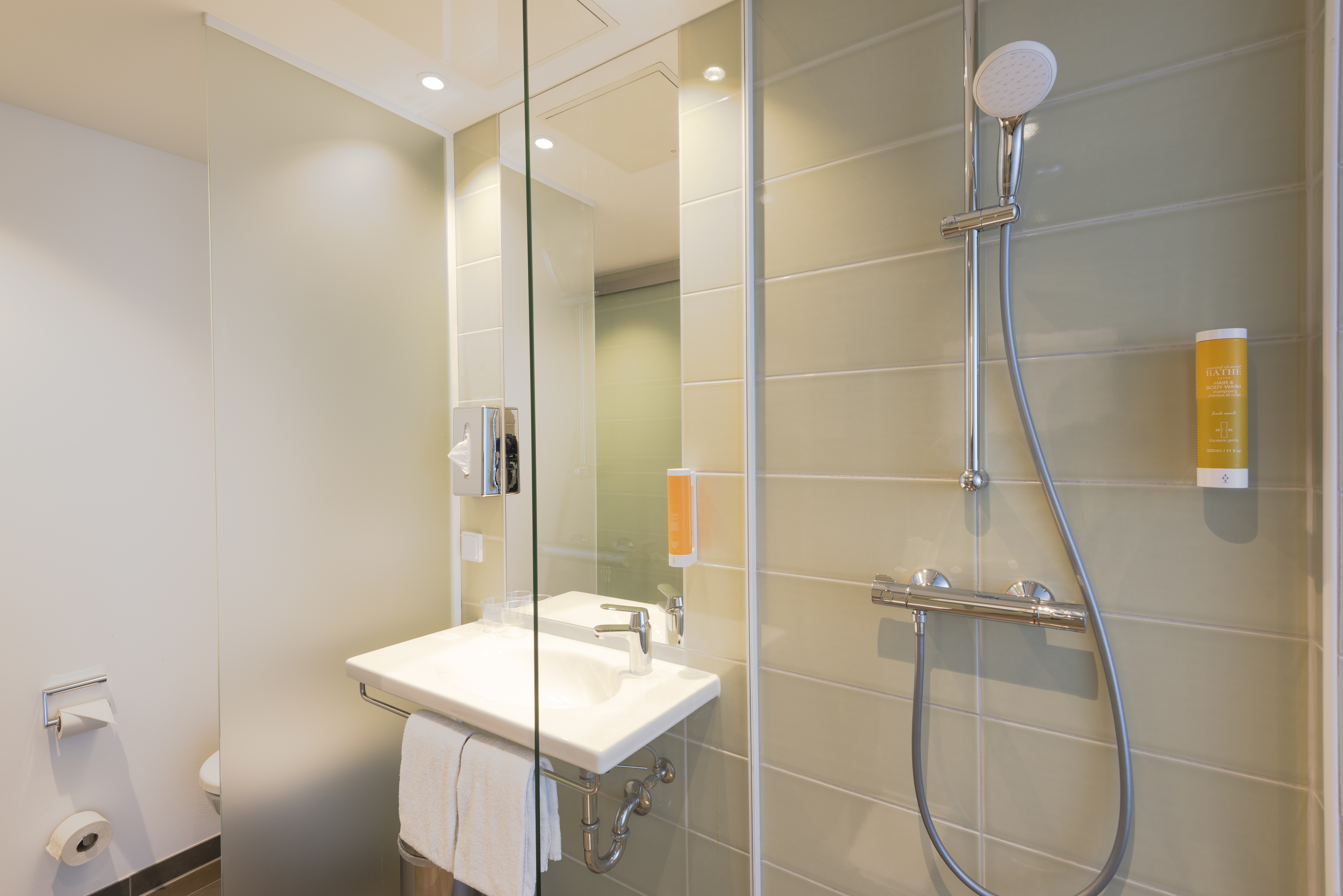 Guest room bath at the Super 8 by Wyndham Dresden in Dresden, Other than US/Canada