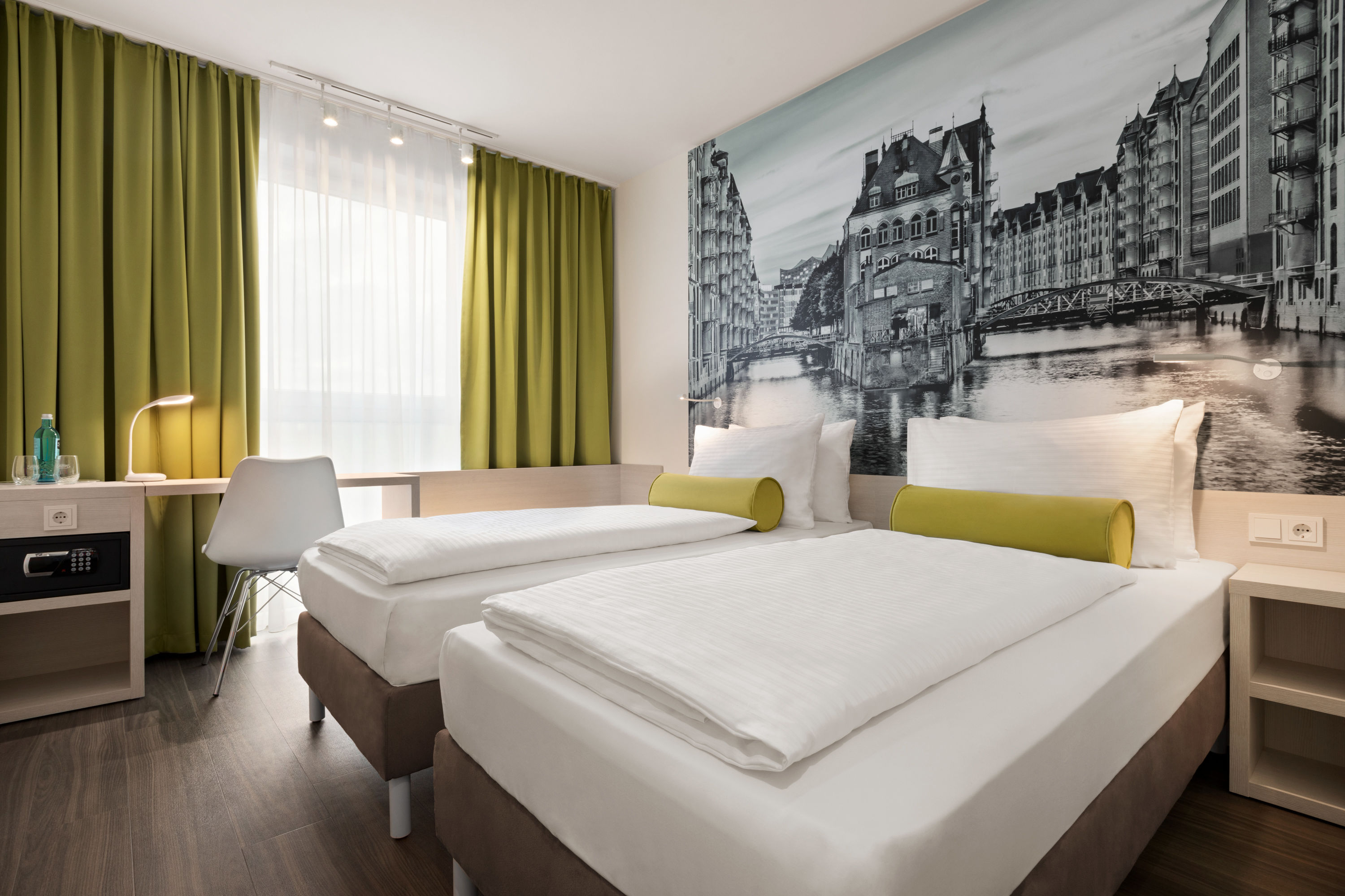 super 8 by wyndham hamburg mitte