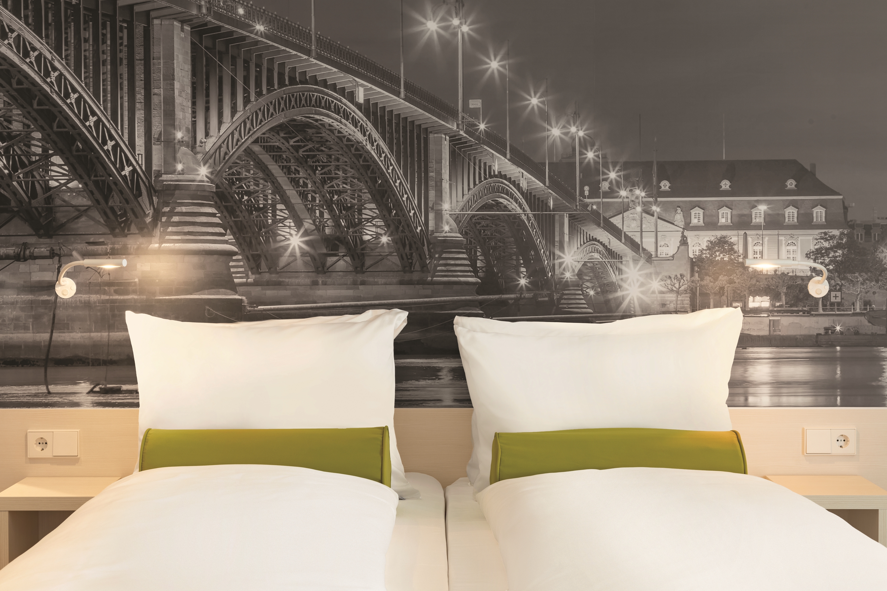 Guest room feature at the Super 8 by Wyndham Mainz Zollhafen in Mainz, Other than US/Canada