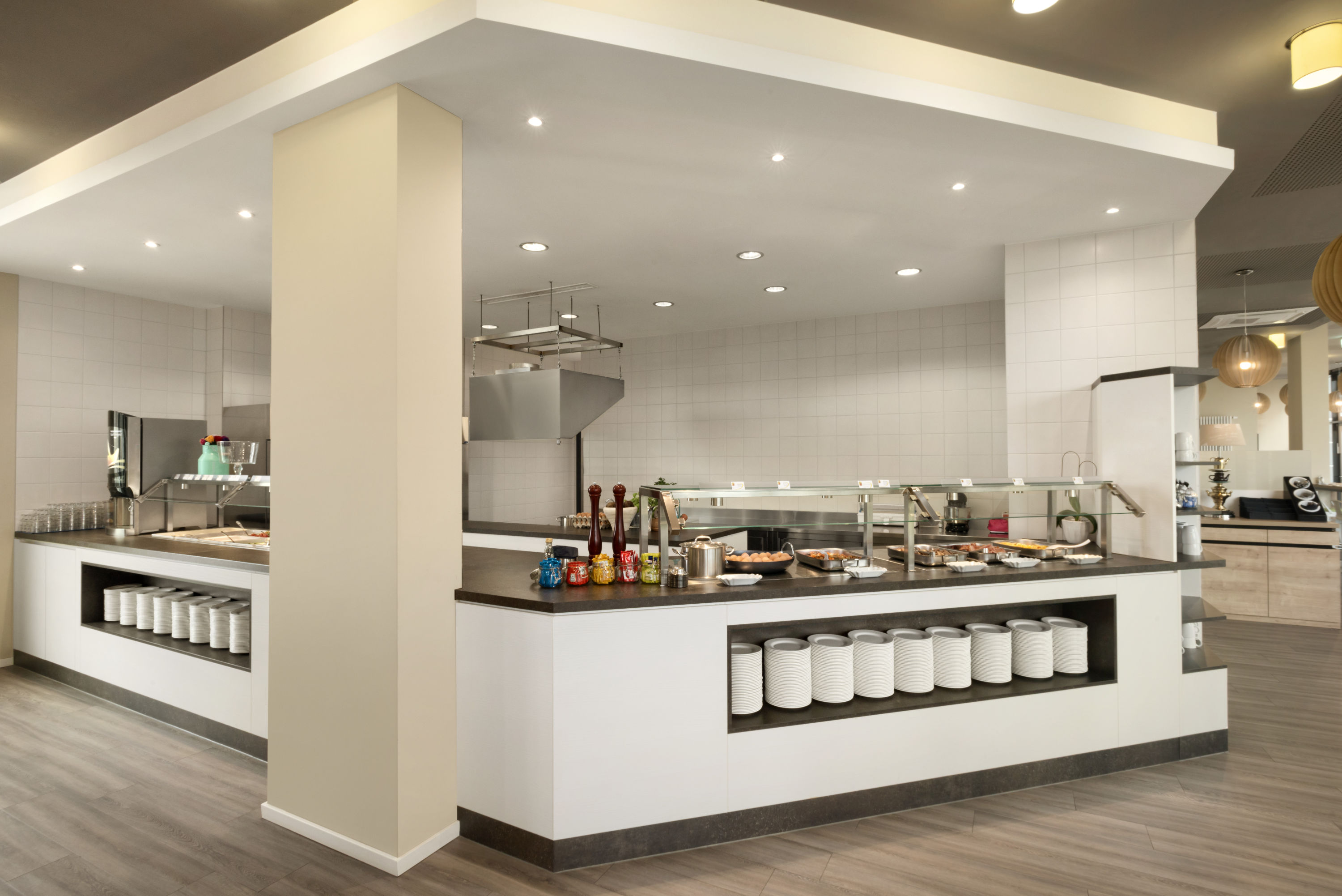 Super 8 by Wyndham Munich City West restaurant breakfast area with seating in Munich, Other than US/Canada