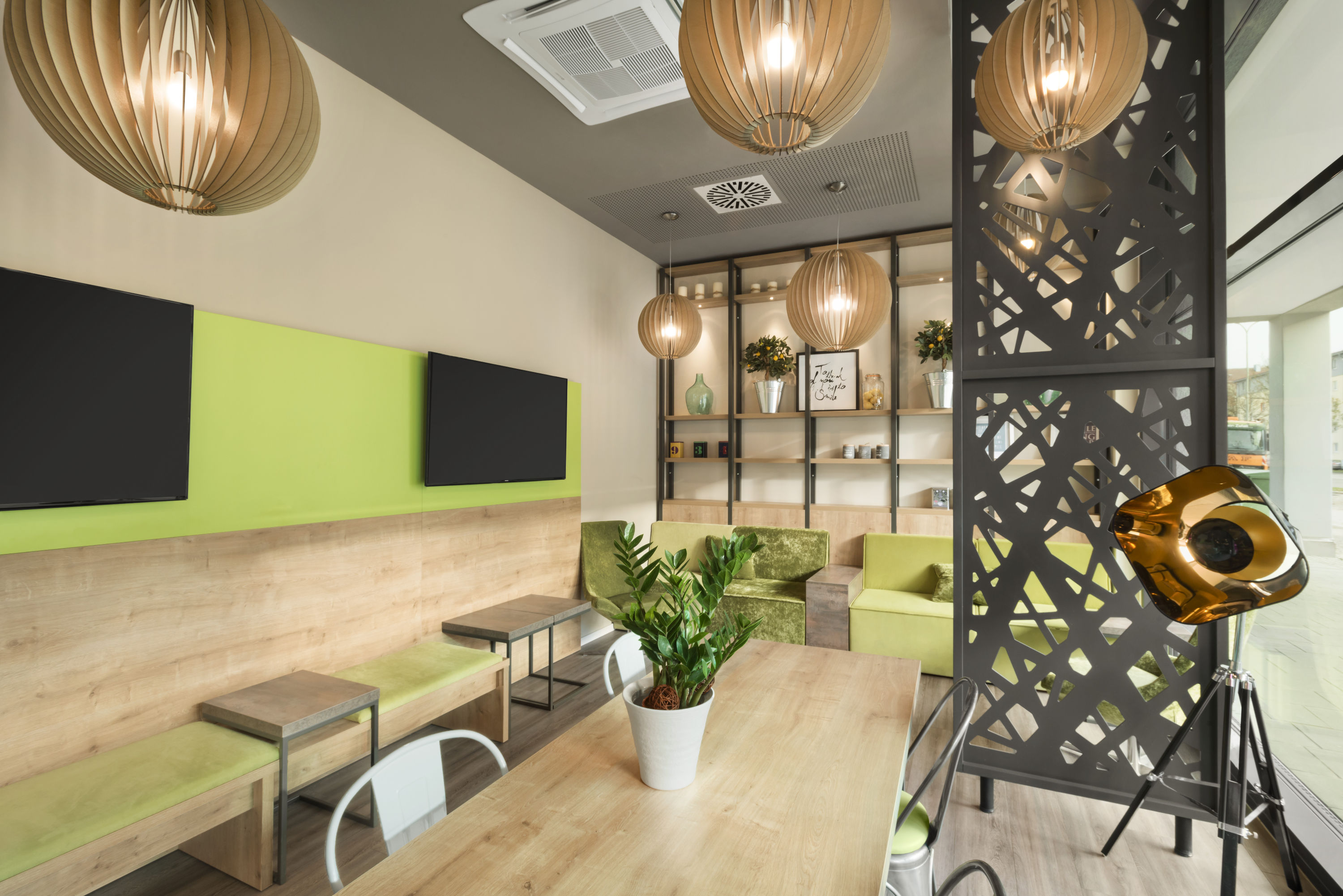 Super 8 By Wyndham Munich City West Munich De Hotels