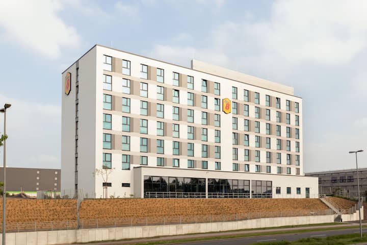 Super 8 By Wyndham Oberhausen Oberhausen De Hotels