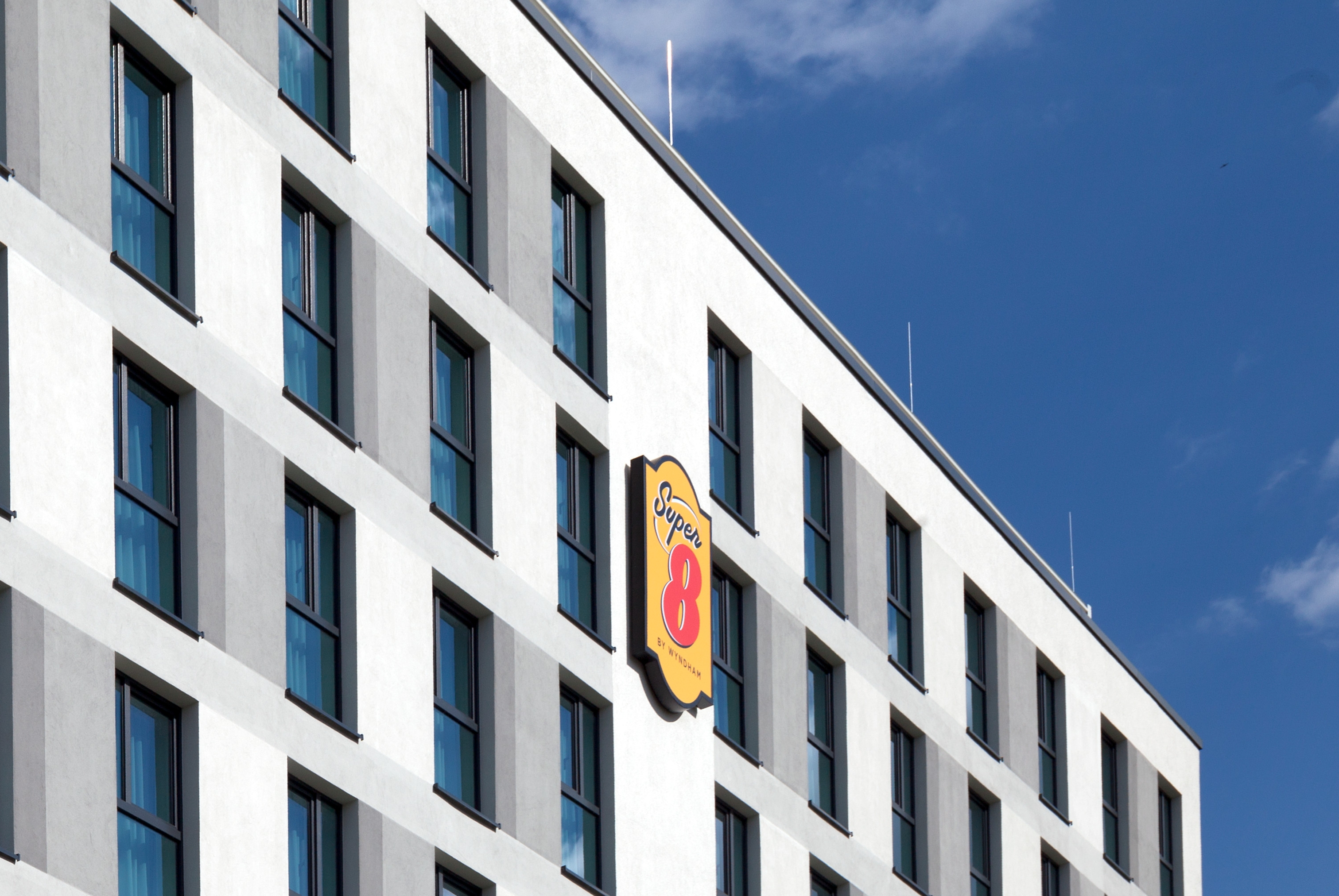 Super 8 By Wyndham Oberhausen Oberhausen De Hotels