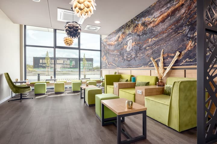Super 8 By Wyndham Oberhausen Oberhausen De Hotels