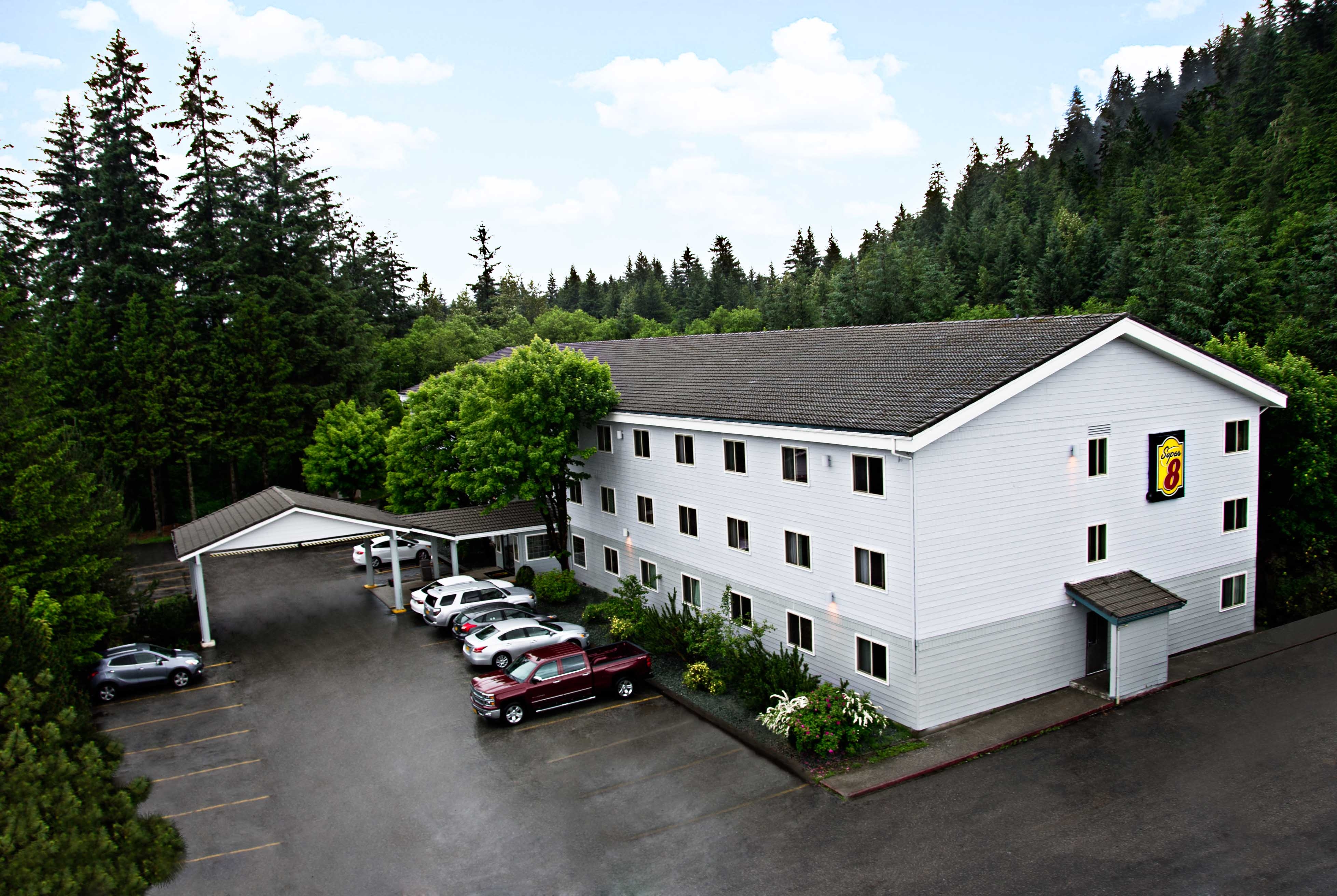 Super 8 by Wyndham Juneau | Juneau, AK Hotels