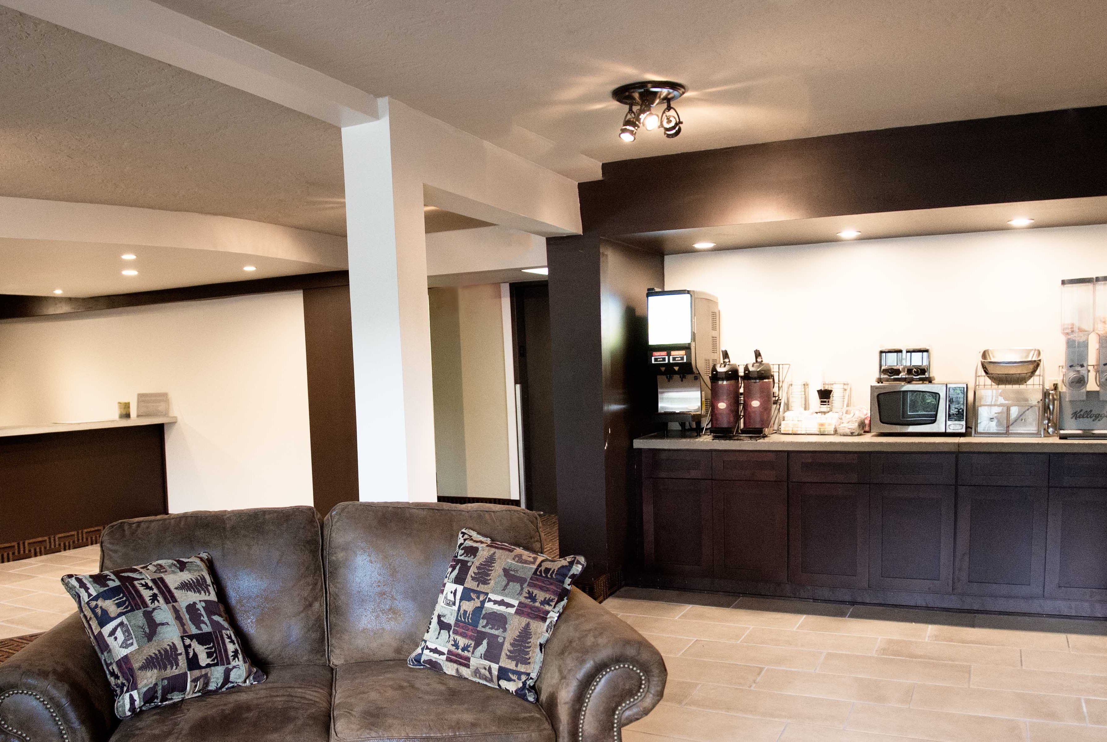 Super 8 by Wyndham Juneau | Juneau, AK Hotels