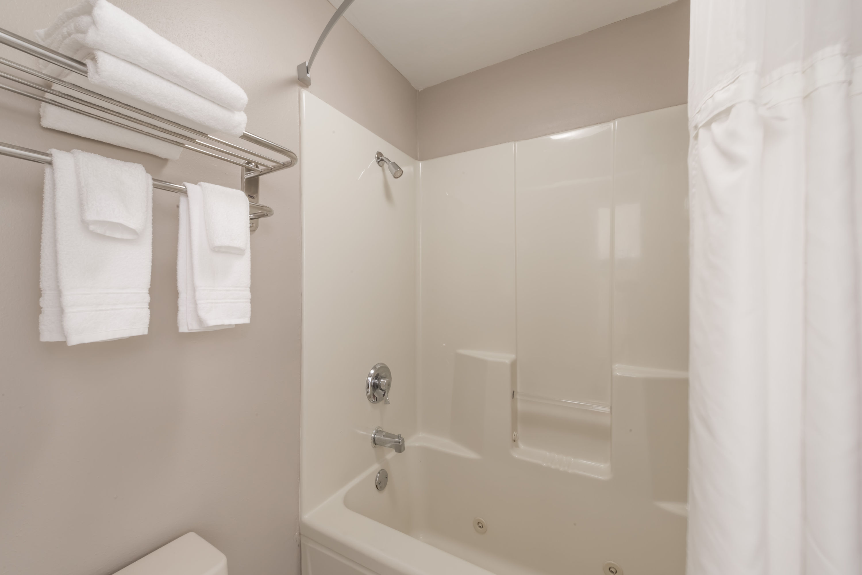Super 8 By Wyndham Alexander City Alexander City Al Hotels