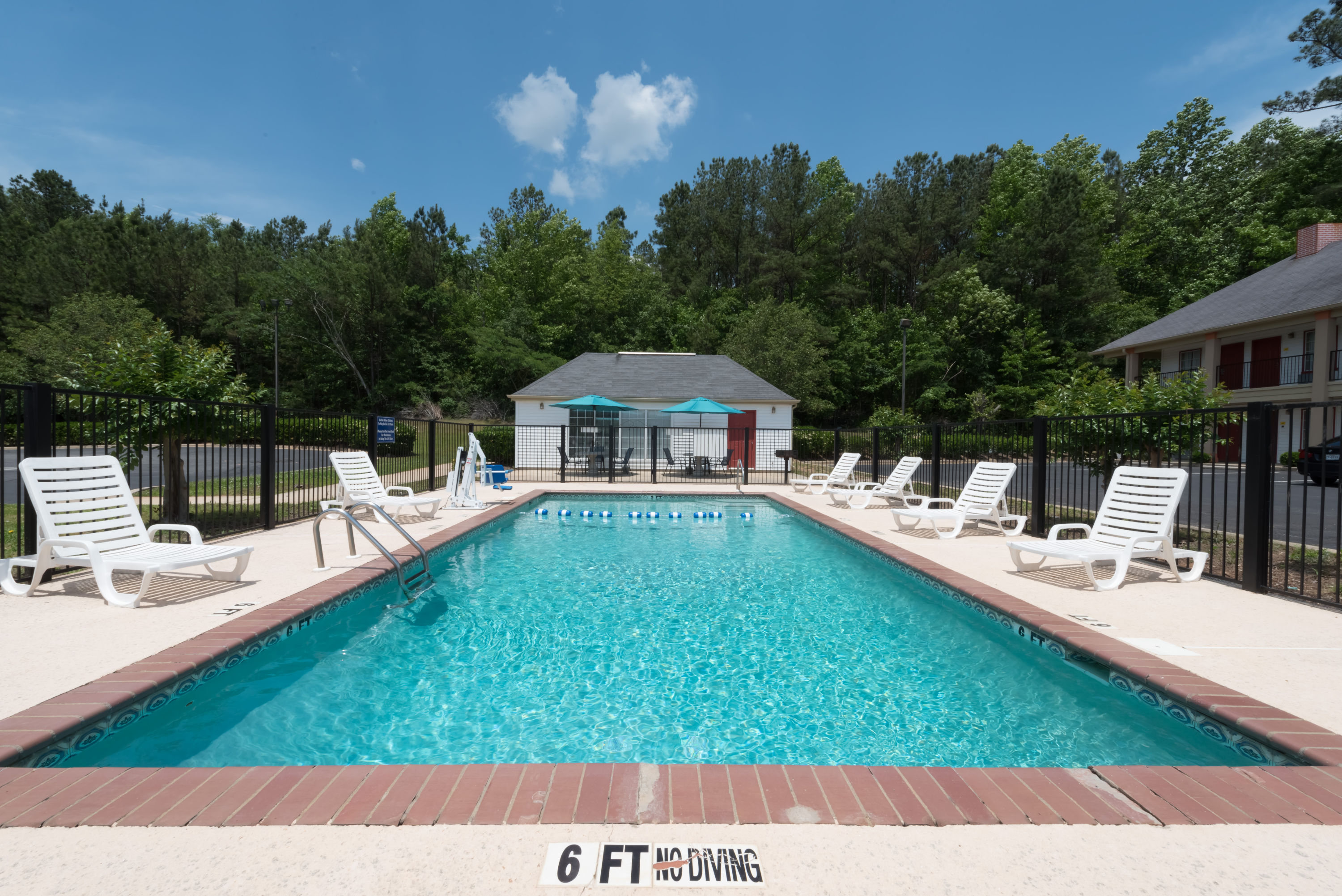 Super 8 by Wyndham Alexander City Alexander City, AL Hotels