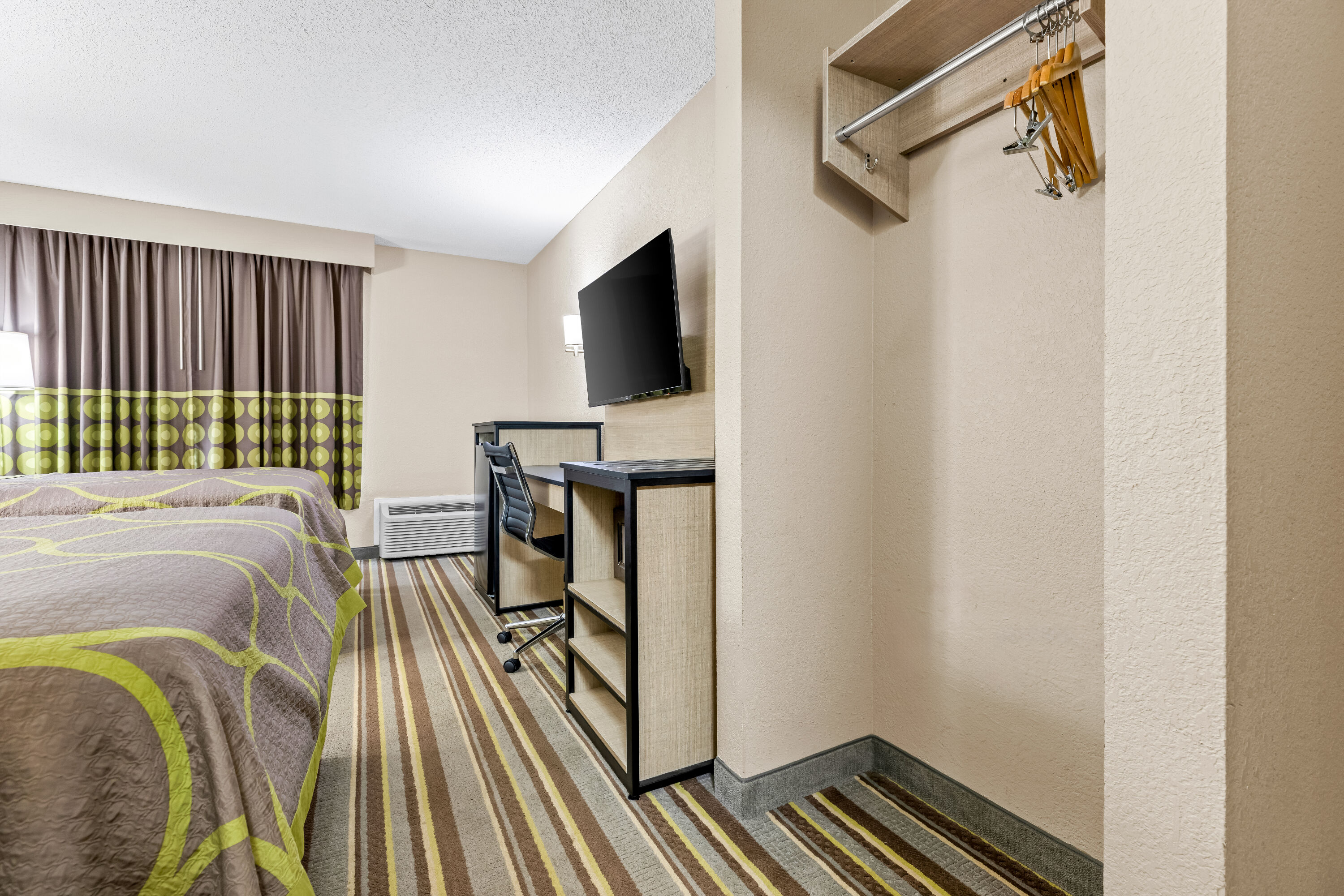 Double bed guest room at the Super 8 by Wyndham Athens in Athens, Alabama