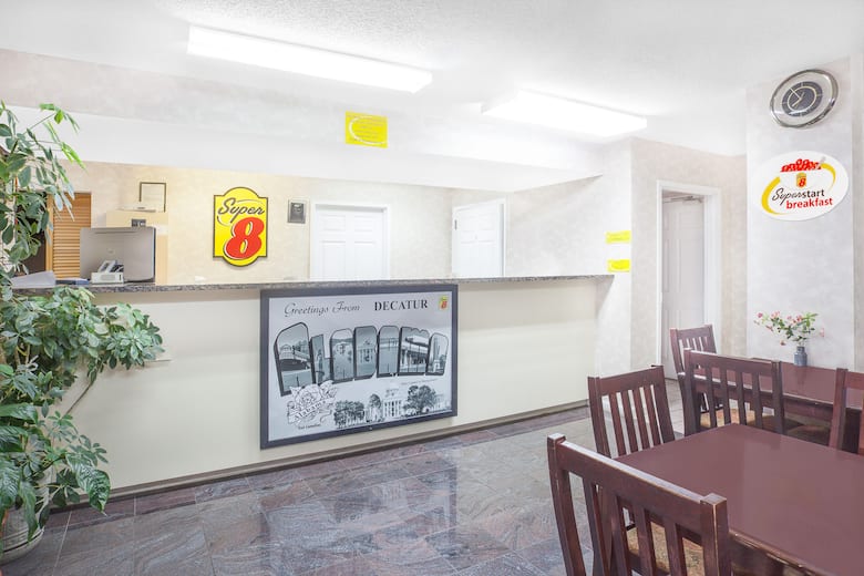 Super 8 Decatur Priceville hotel lobby in Decatur, Alabama