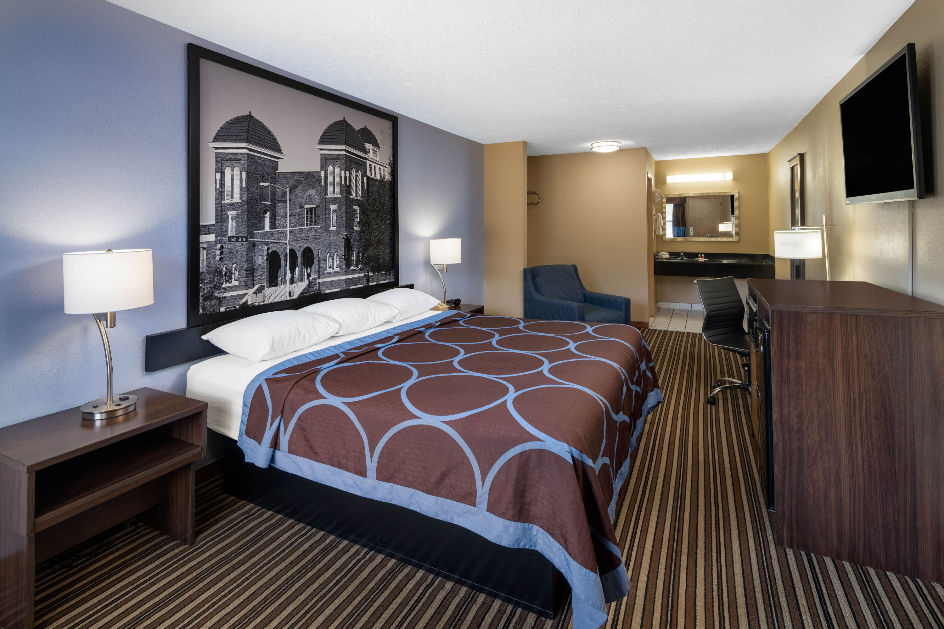 Guest room at the Super 8 by Wyndham Gadsden AL in Gadsden, Alabama