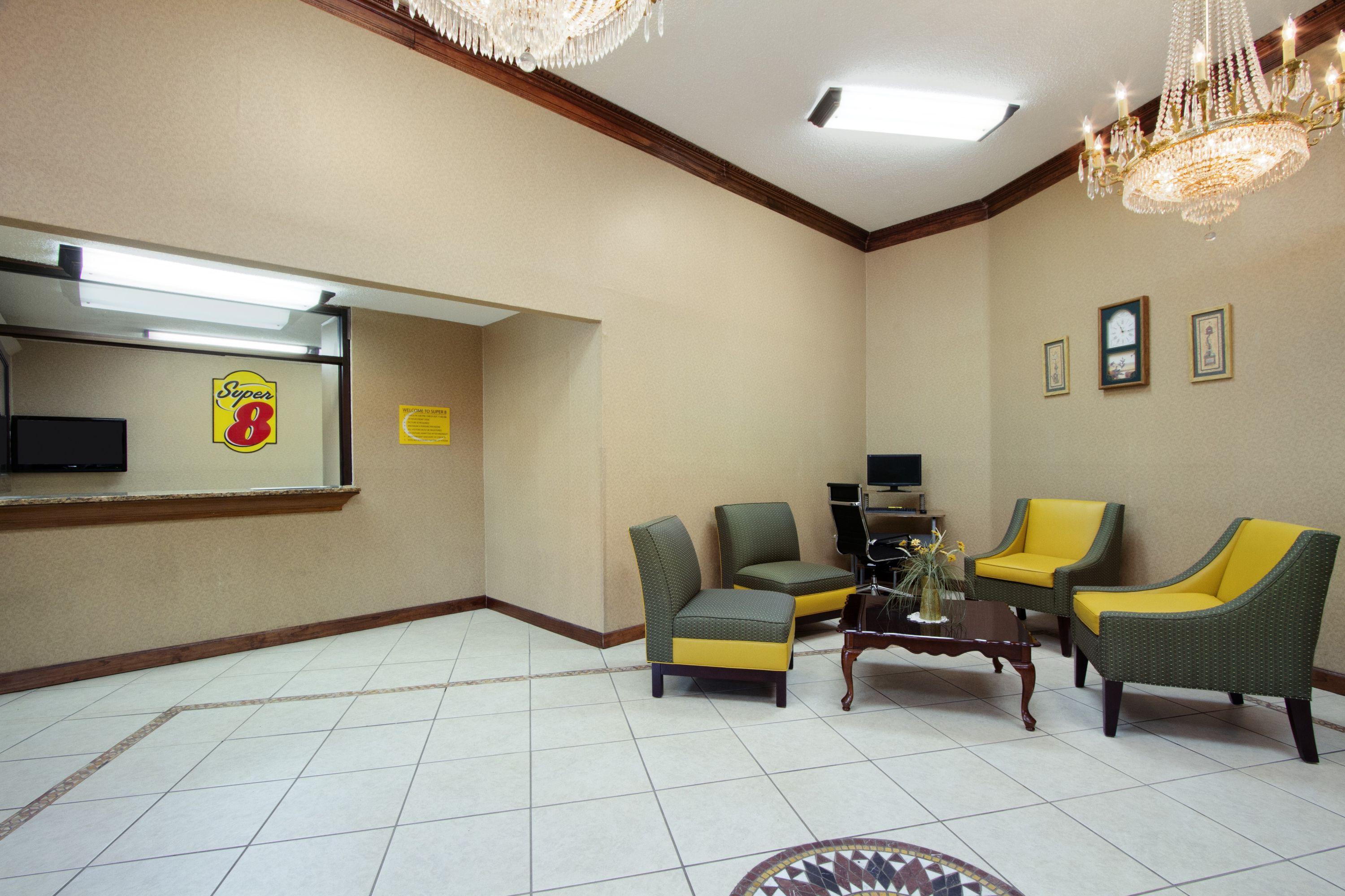 Super 8 Homewood Birmingham Area hotel lobby in Homewood, Alabama