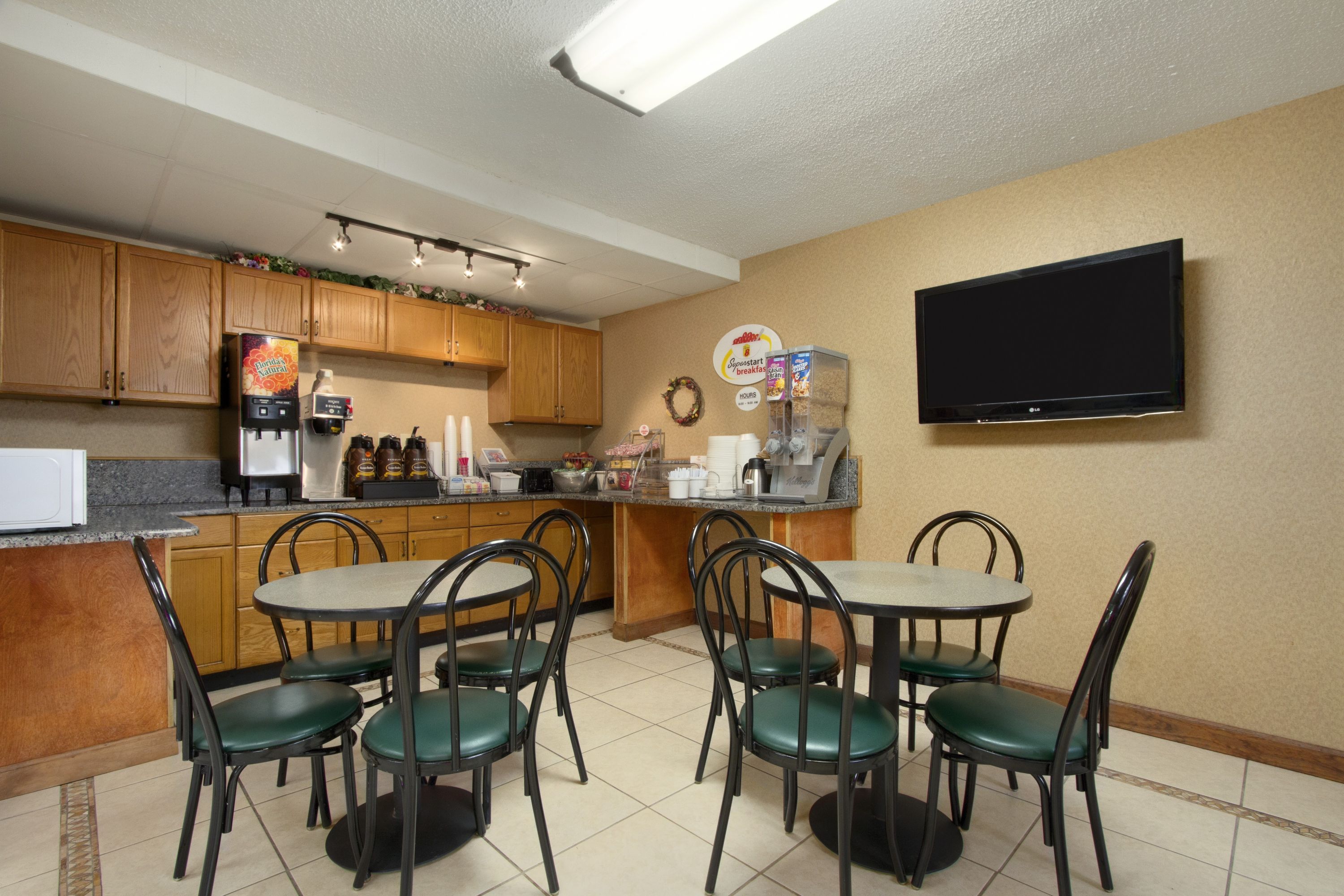 Super 8 by Wyndham Homewood Birmingham Area | Homewood, AL Hoteles