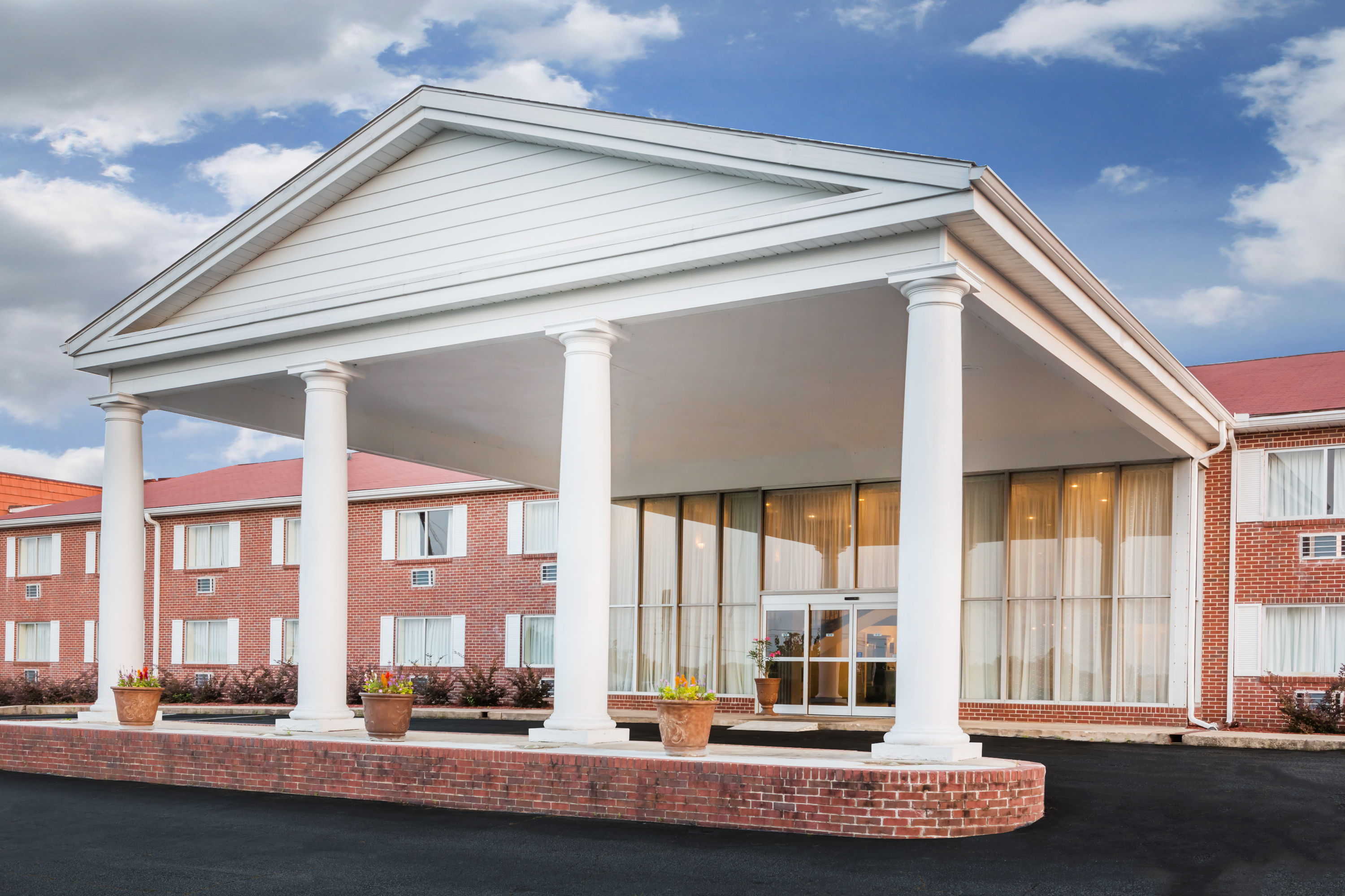 Super 8 By Wyndham Phenix City Phenix City Al Hotels