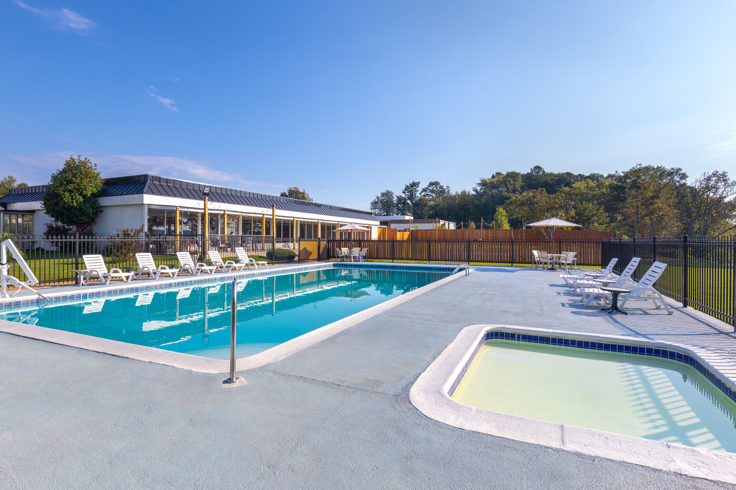 Hot tub at the Super 8 by Wyndham Riverside AL in Riverside, Alabama