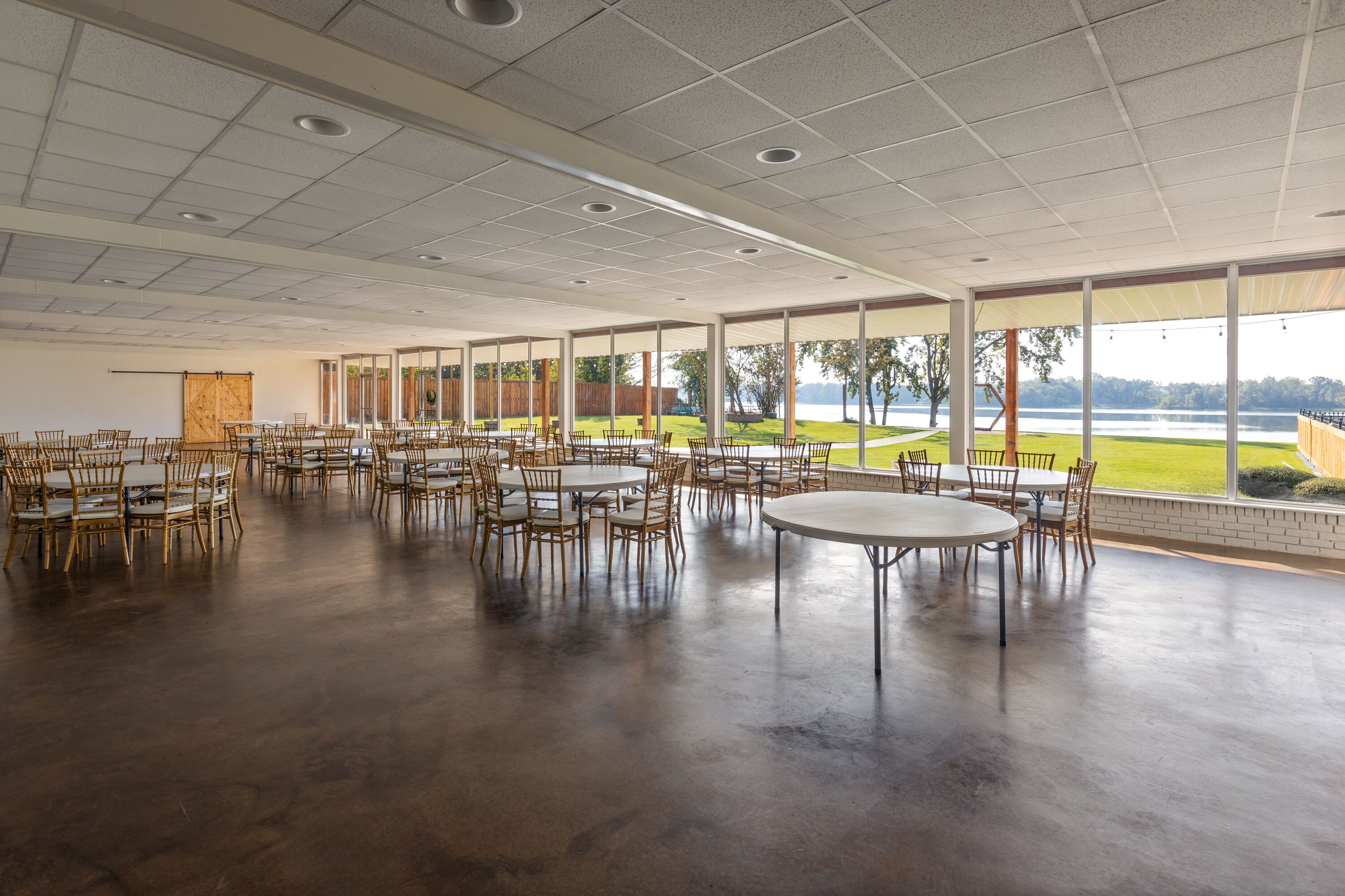 Meeting room at Super 8 by Wyndham Riverside AL in Riverside, Alabama