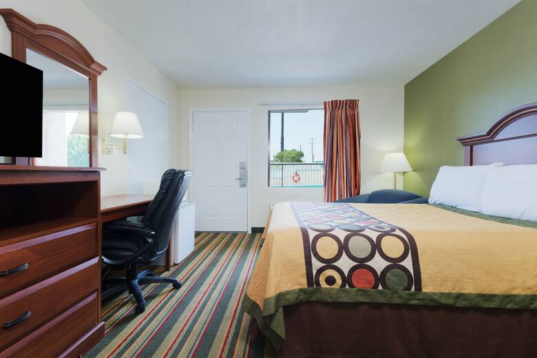 Guest room at the Super 8 Troy in Troy, Alabama