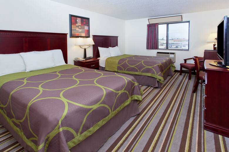 Guest room at the Super 8 Tuscaloosa in Tuscaloosa, Alabama