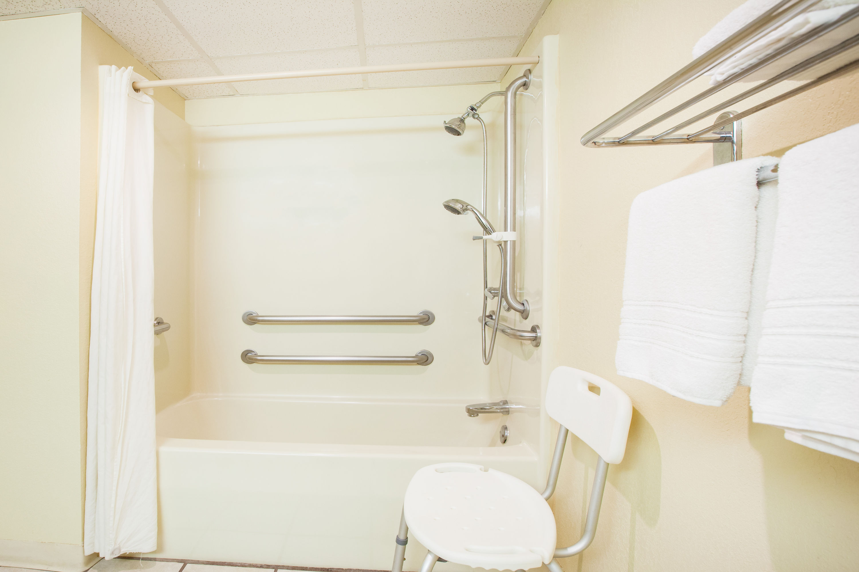 Super 8 by Wyndham Clinton Clinton AR Hotels