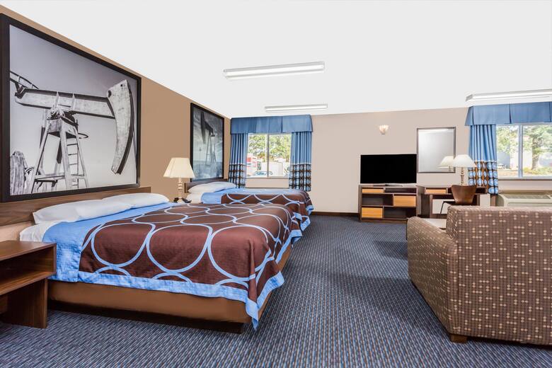 Guest room at the Super 8 El Dorado in El Dorado, Arkansas