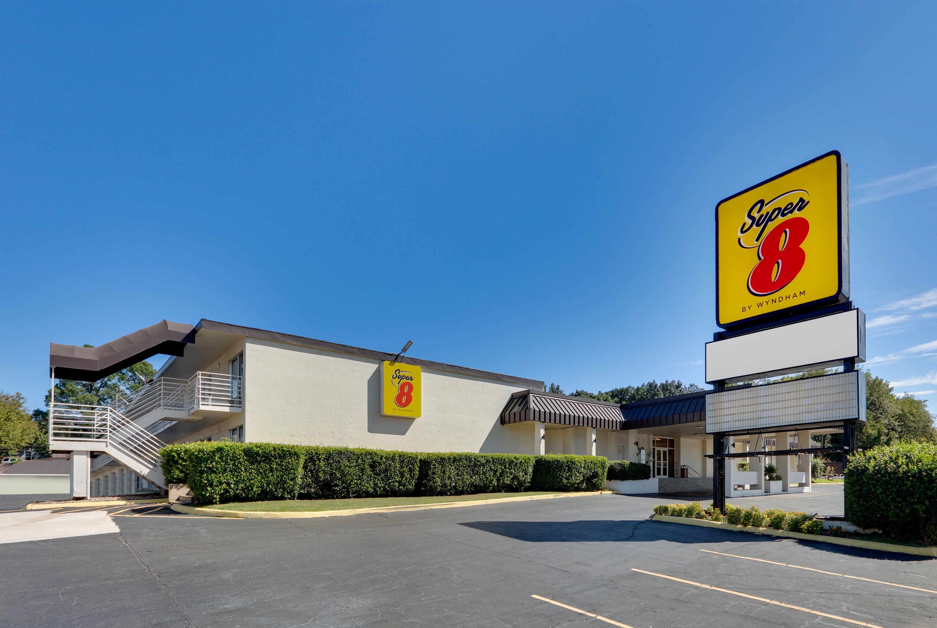 Super 8 By Wyndham Fort Smith Ft Smith Ar Hotels