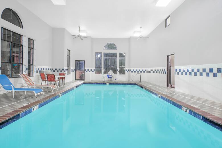 Pool at the Super 8 Lowell/Bentonville/Rogers Area in Lowell, Arkansas