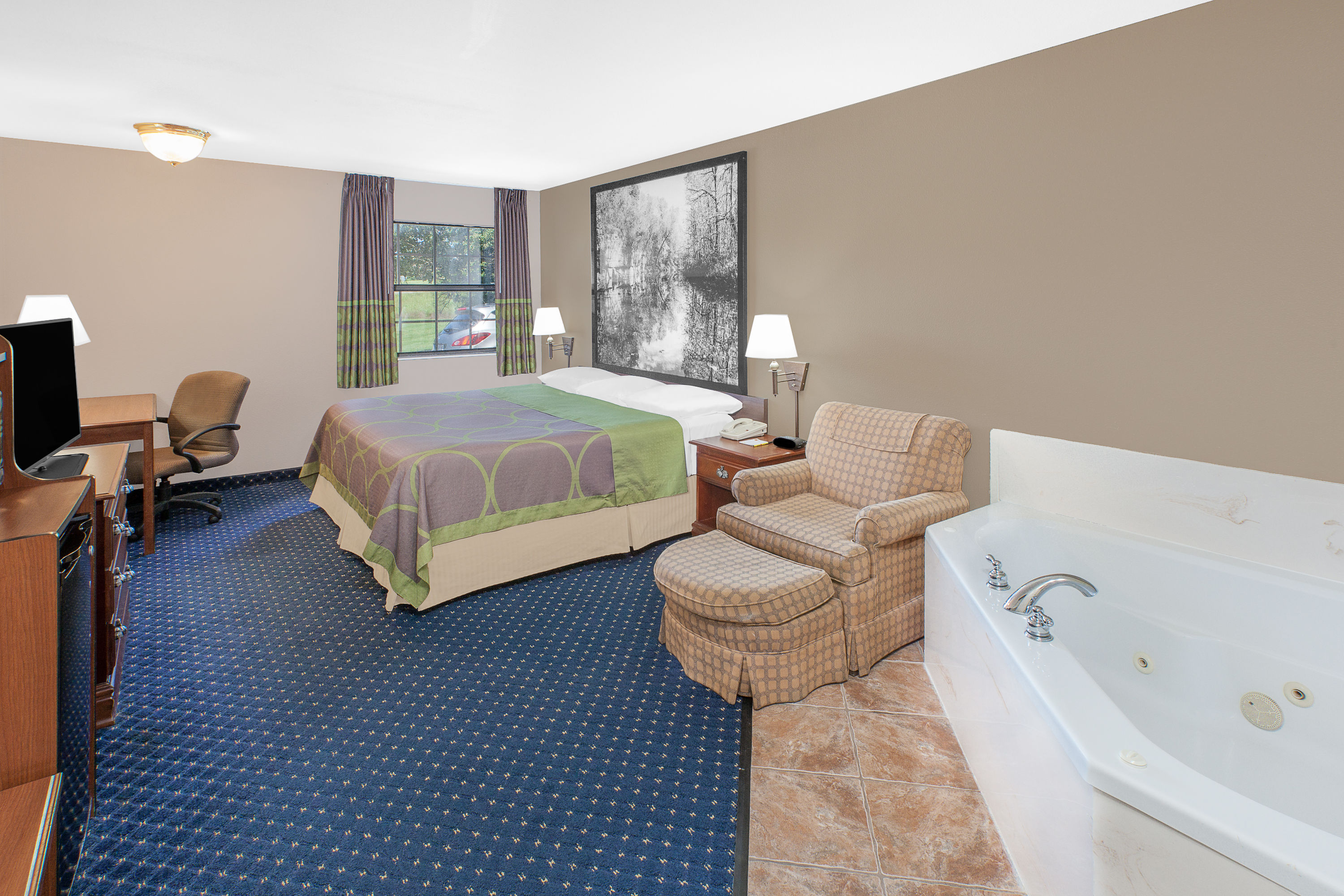 Super 8 Lowell Ar