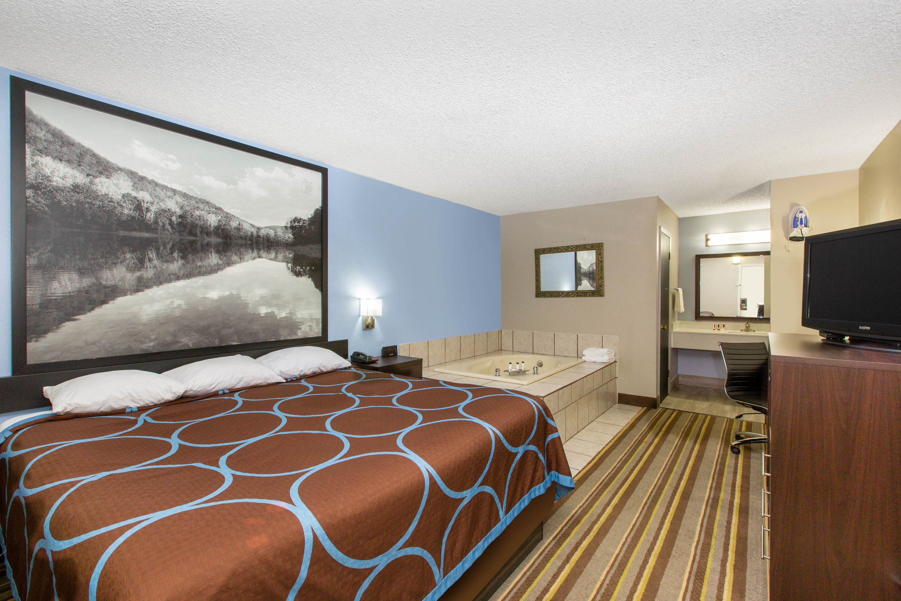 Super 8 by Wyndham Malvern Malvern, AR Hotels