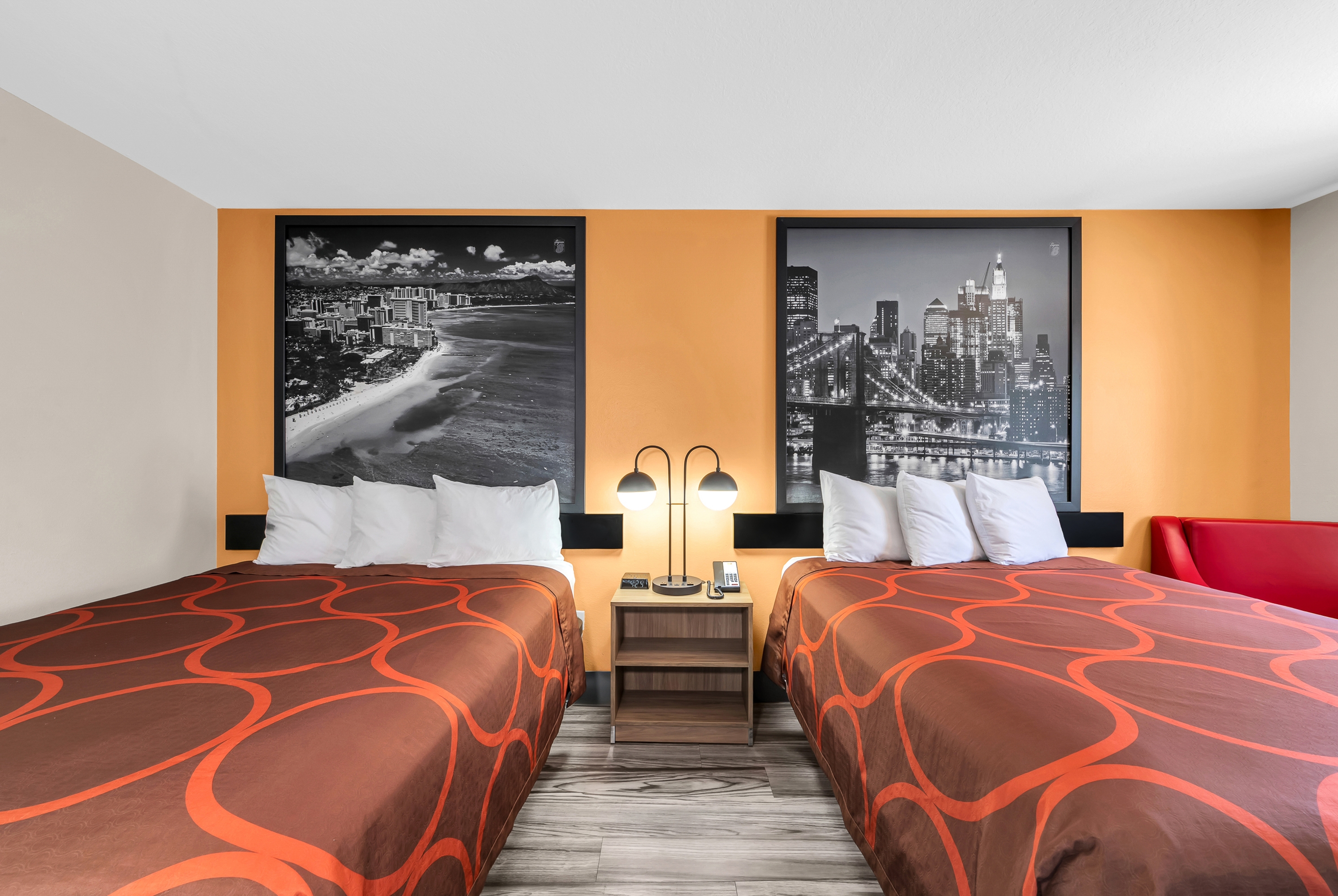 Guest room at the Super 8 by Wyndham Siloam Springs in Siloam Springs, Arkansas