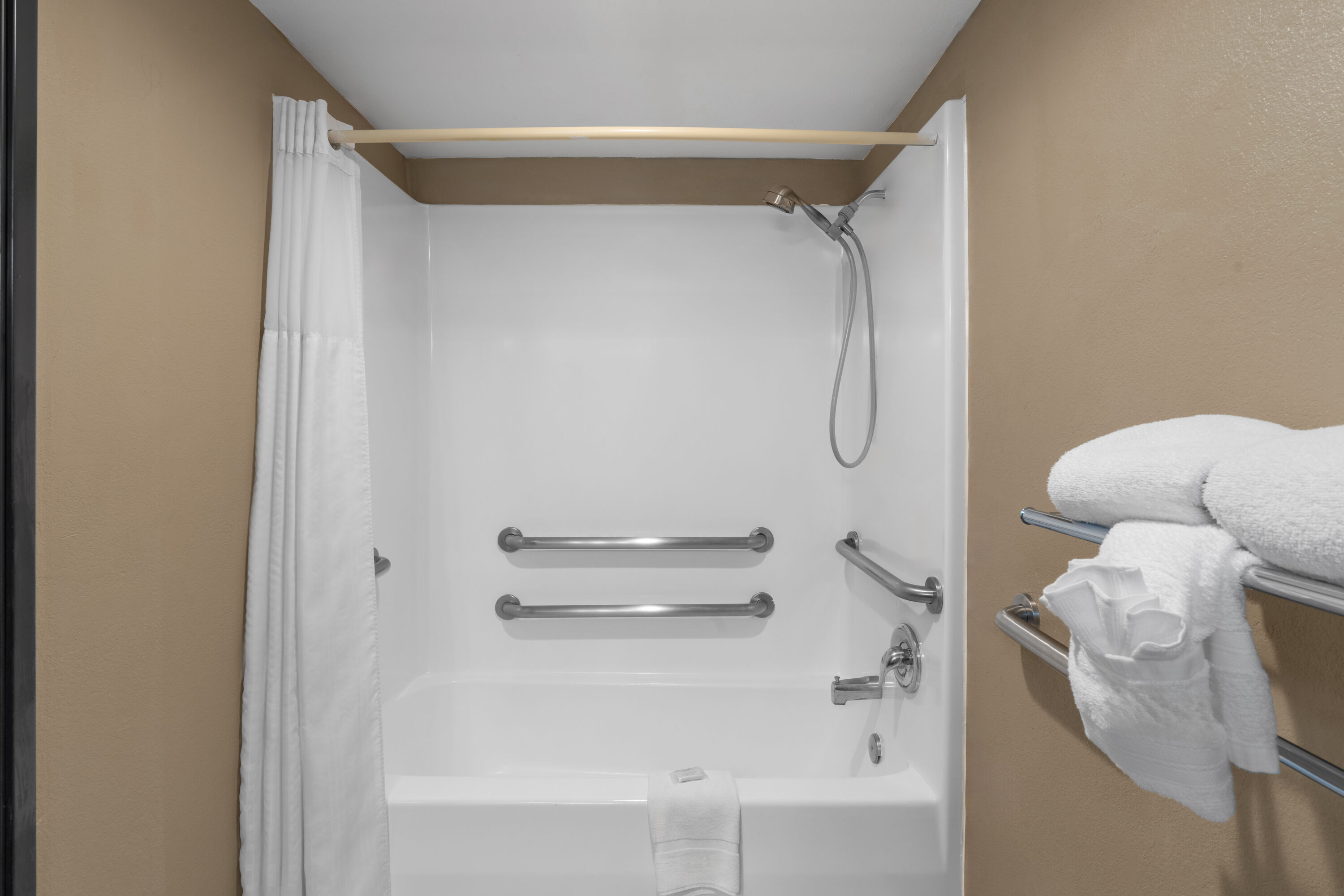 Guest room bath at the Super 8 by Wyndham Casa Grande in Casa Grande, Arizona