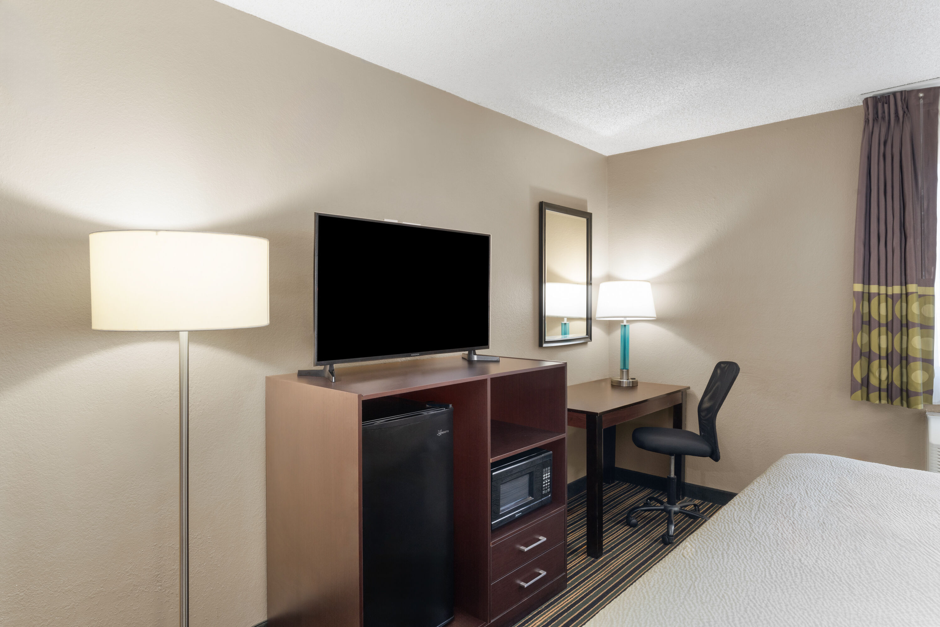 Guest room at the Super 8 by Wyndham Casa Grande in Casa Grande, Arizona