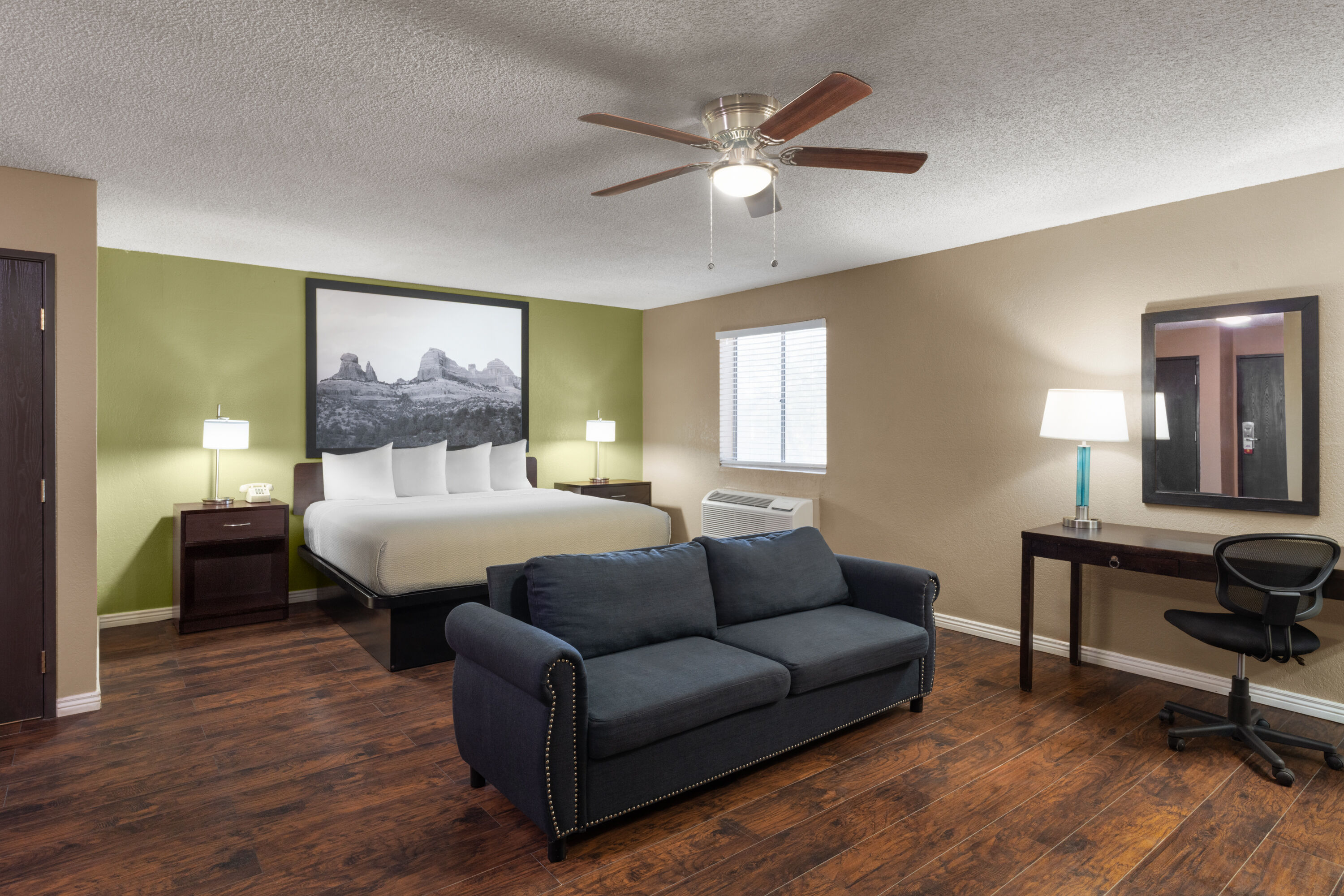 Super 8 by Wyndham Casa Grande suite in Casa Grande, Arizona
