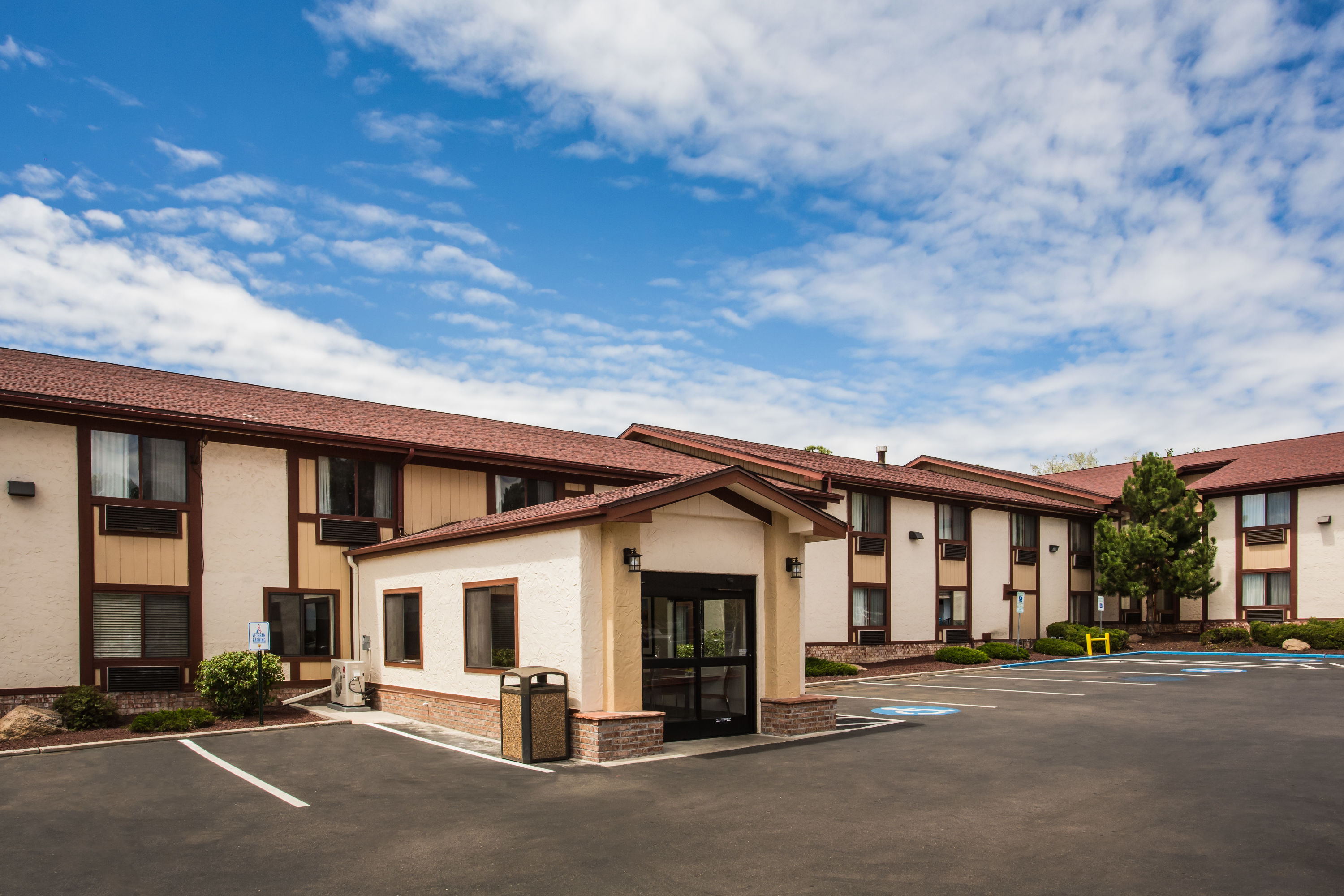 Super 8 By Wyndham Flagstaff Flagstaff Az Hotels