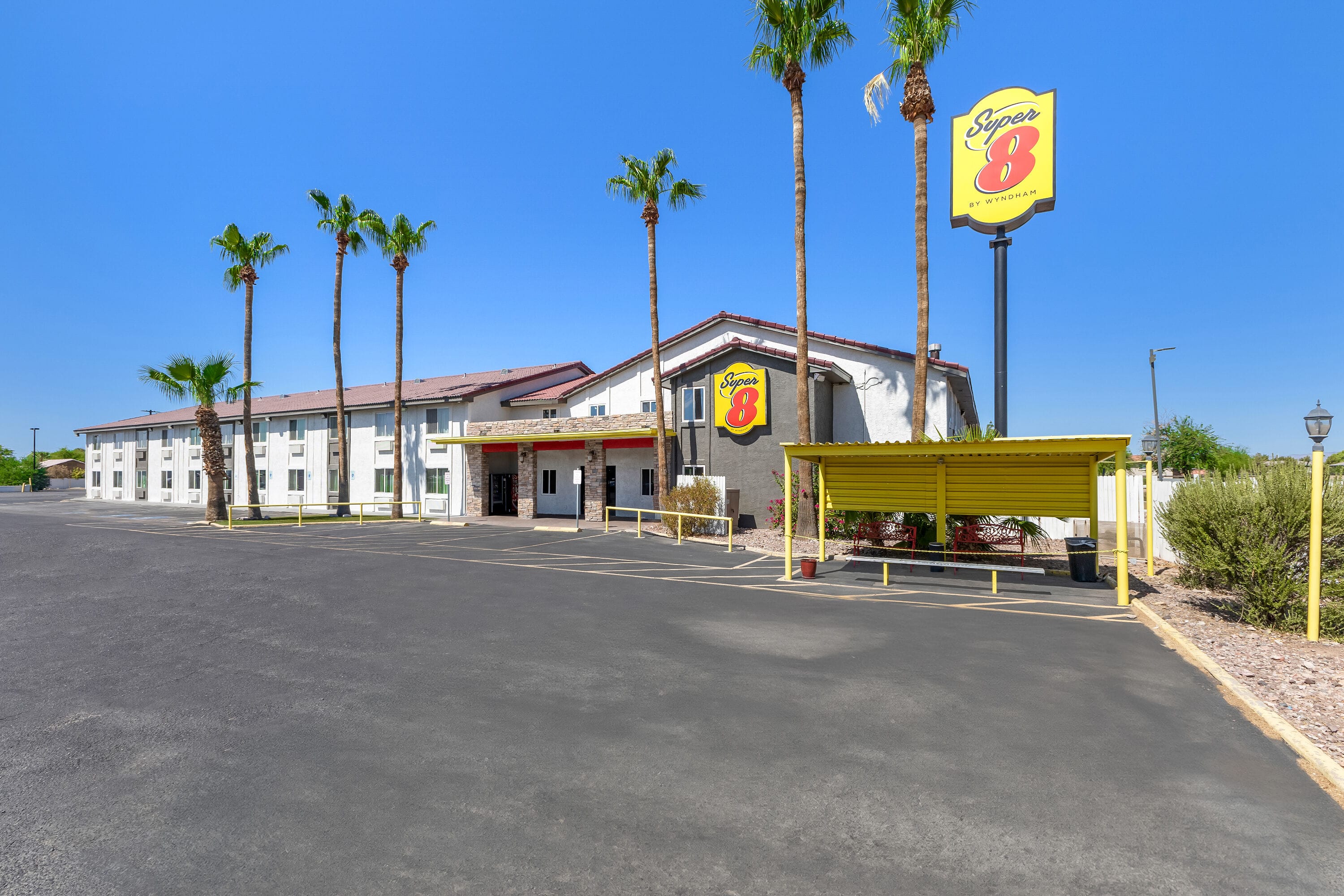 Super 8 by Wyndham Goodyear/Phoenix Area | Goodyear, AZ Hotels