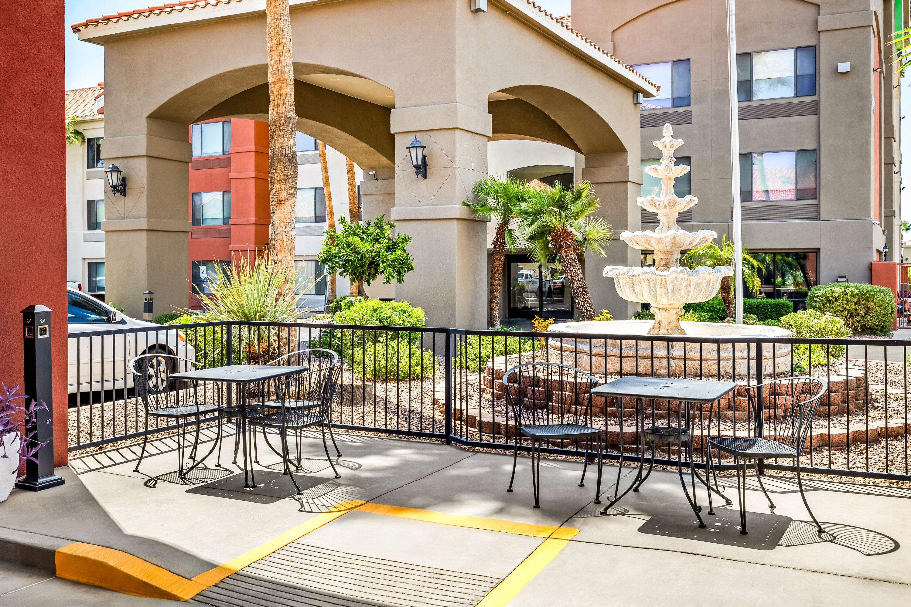 Exterior Day Image of Super 8 by Wyndham Marana/Tucson Area hotel in Marana, Arizona