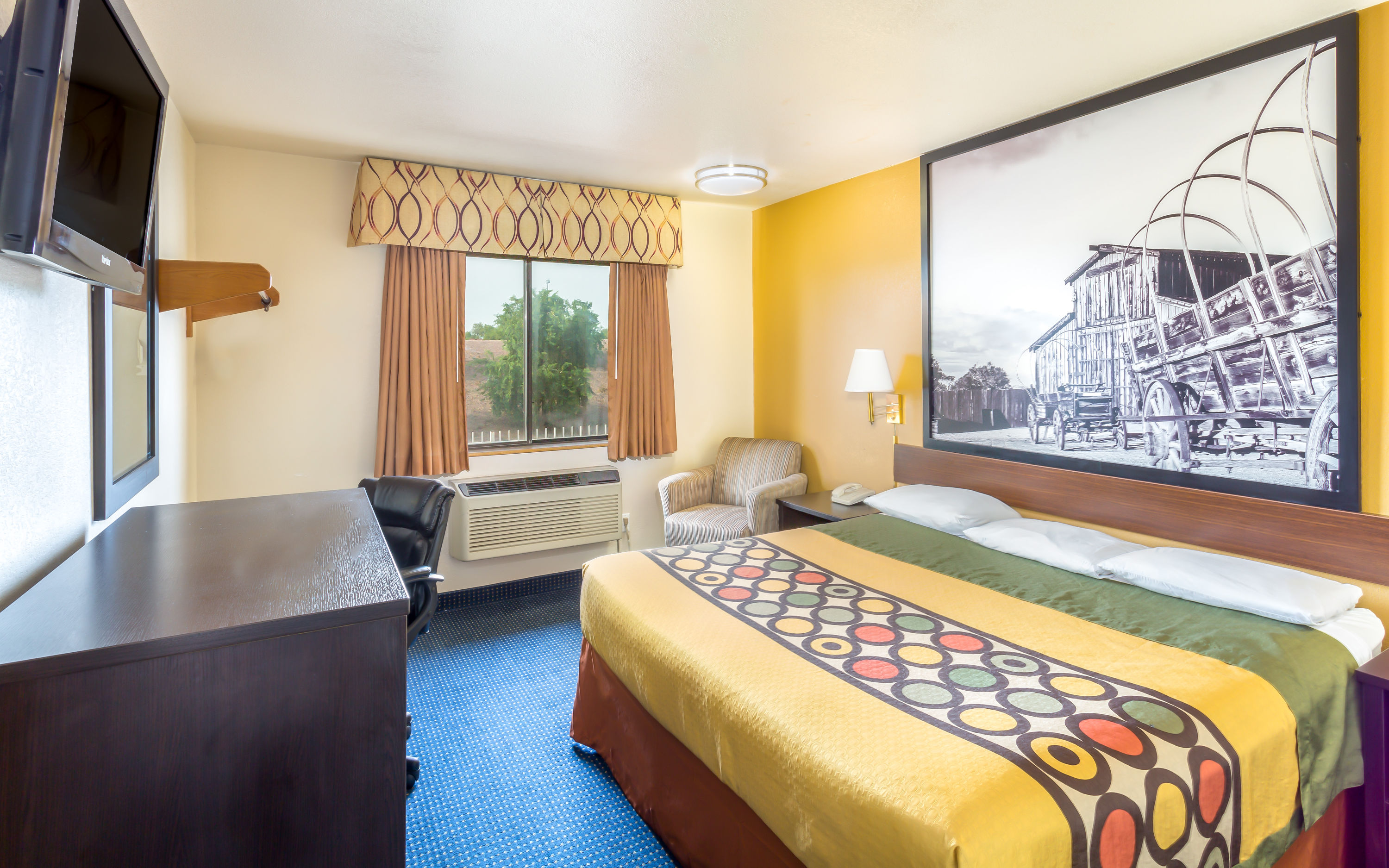 Guest room at the Super 8 by Wyndham - Mesa/Gilbert in Mesa, Arizona
