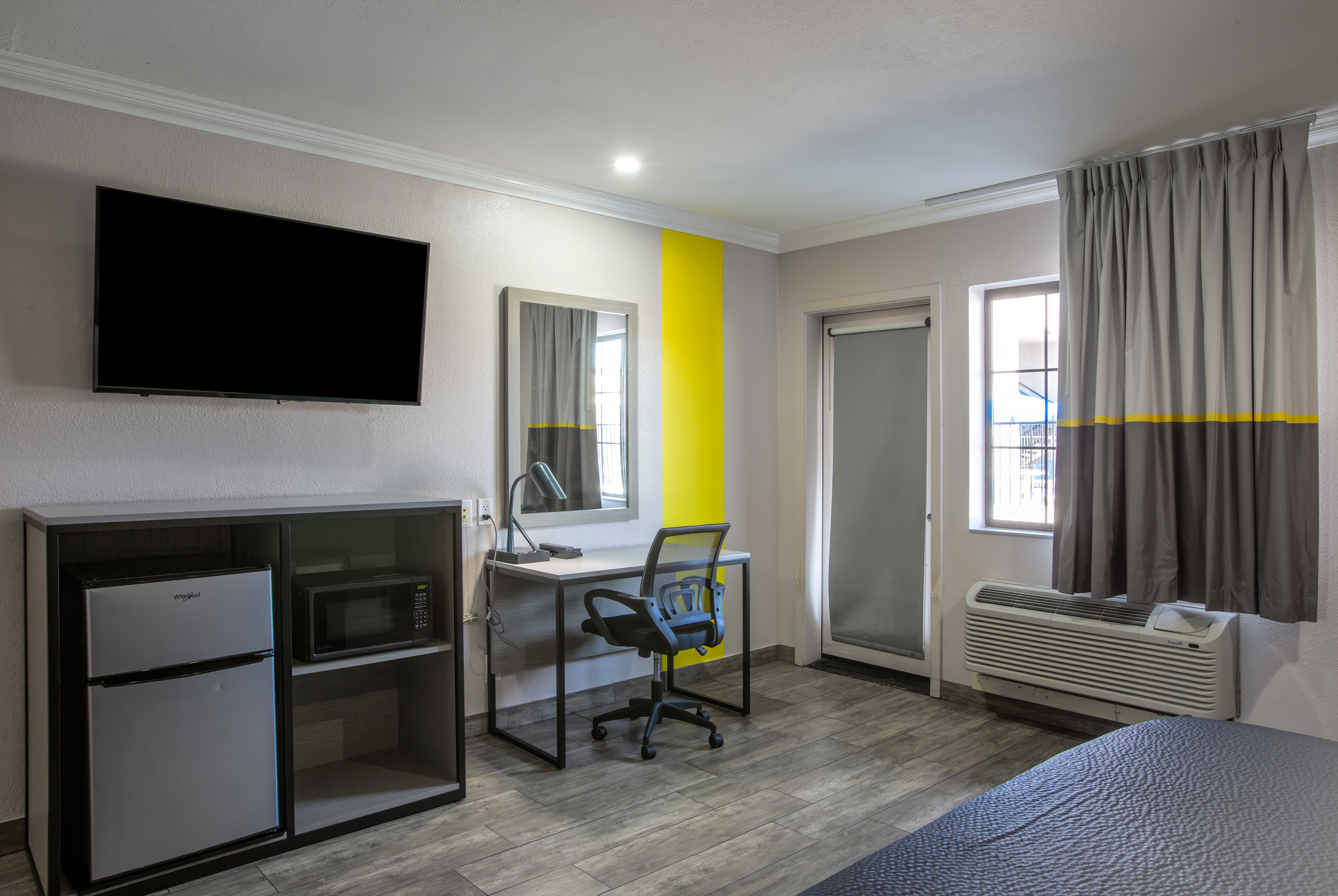 Guest room at the Super 8 by Wyndham Mesa Downtown Near Convention Center in Mesa, Arizona