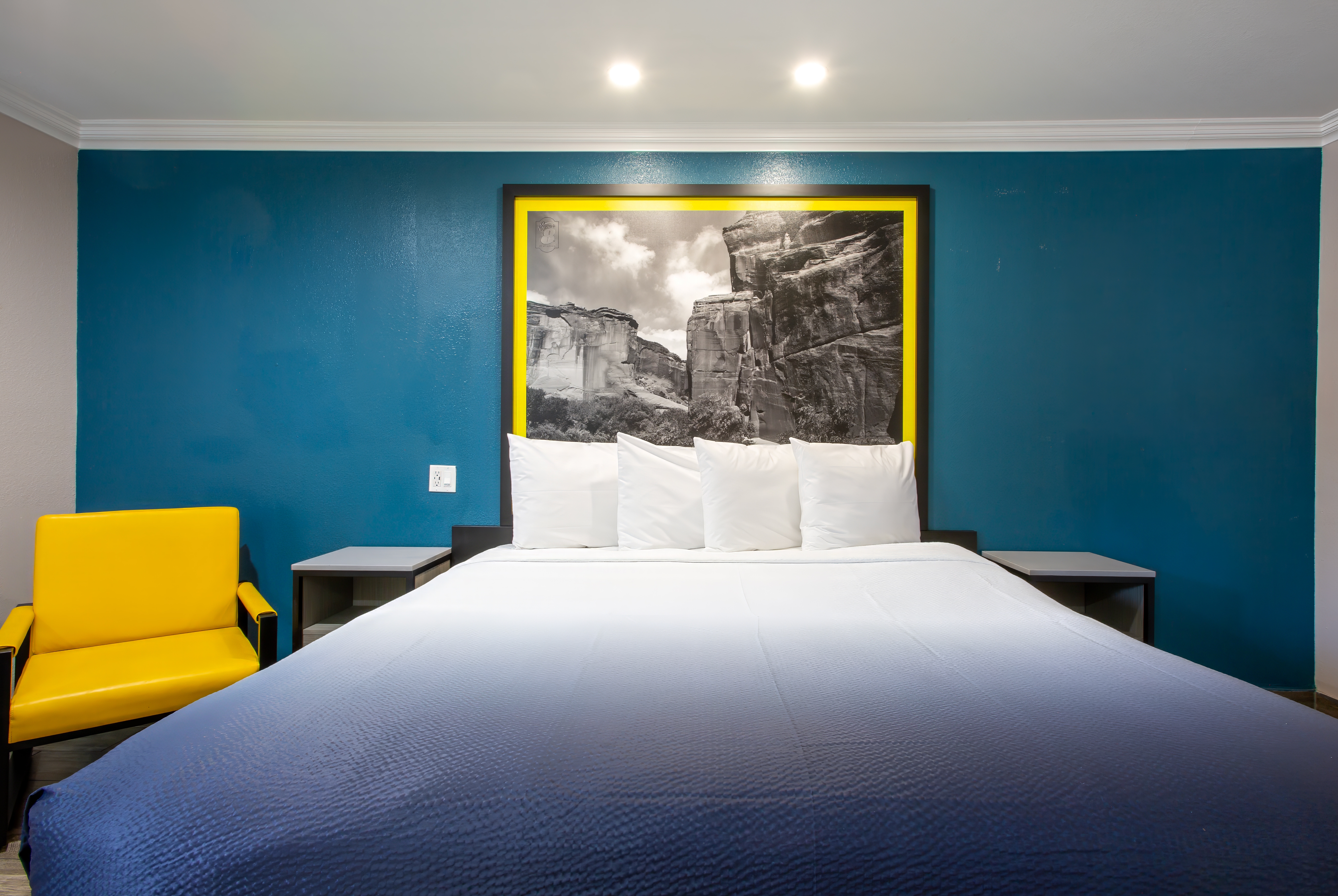 Guest room at the Super 8 by Wyndham Mesa Downtown Near Convention Center in Mesa, Arizona