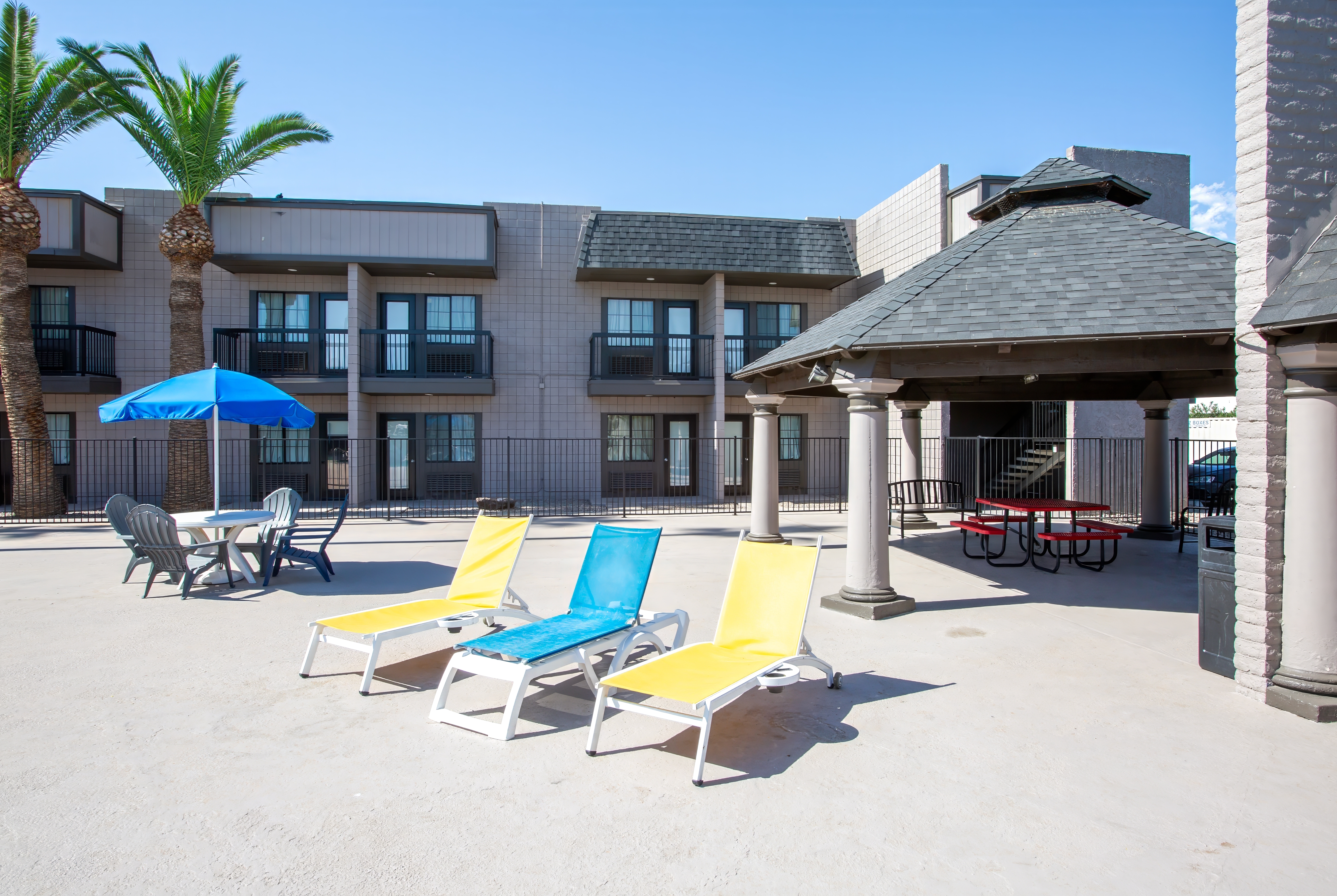 Gazebo at Super 8 by Wyndham Mesa Downtown Near Convention Center in Mesa, Arizona
