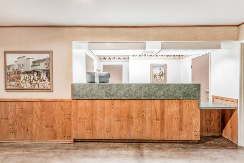 Super 8 Wickenburg AZ hotel lobby in Wickenburg, Arizona