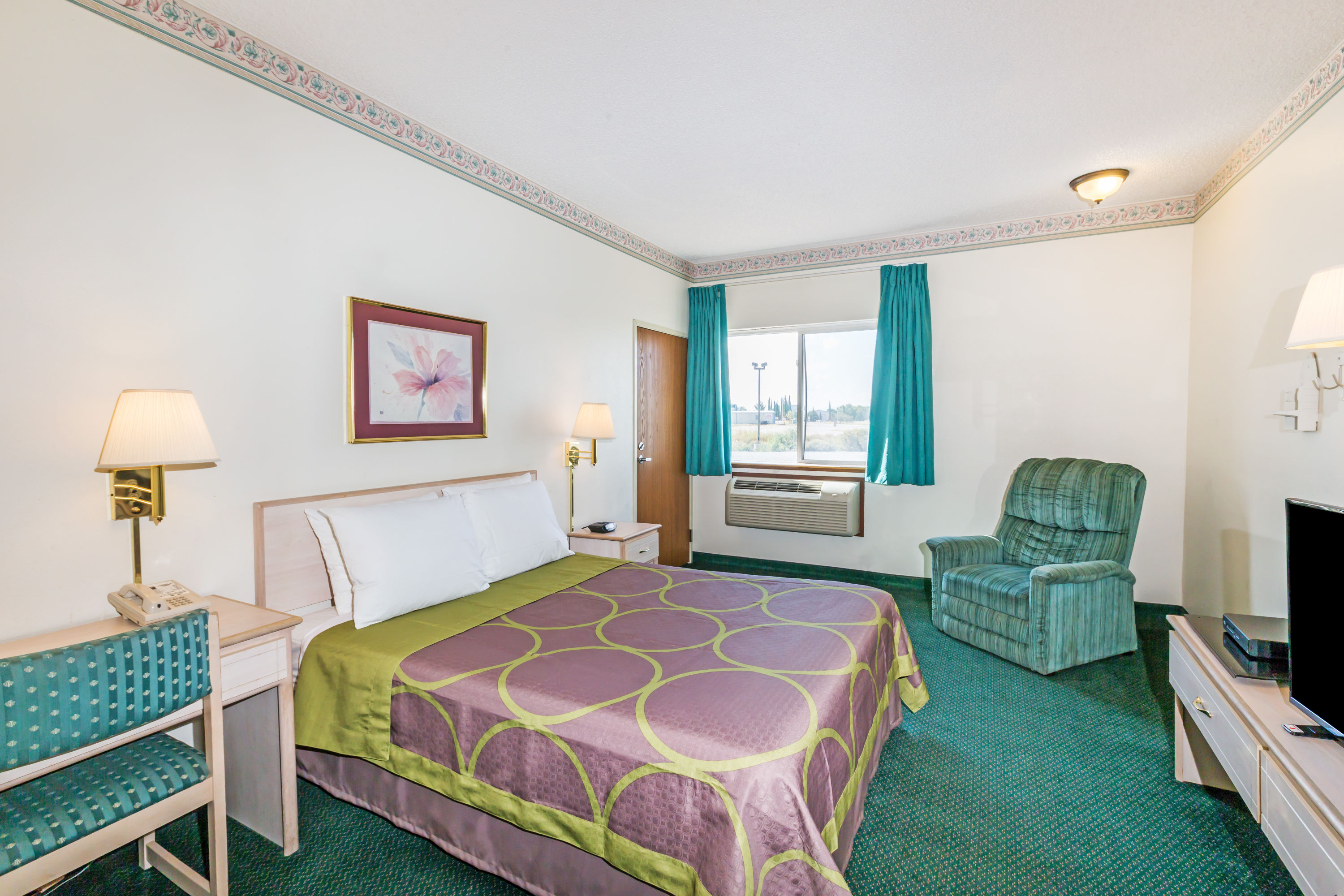 Guest room at the Super 8 by Wyndham Willcox in Willcox, Arizona