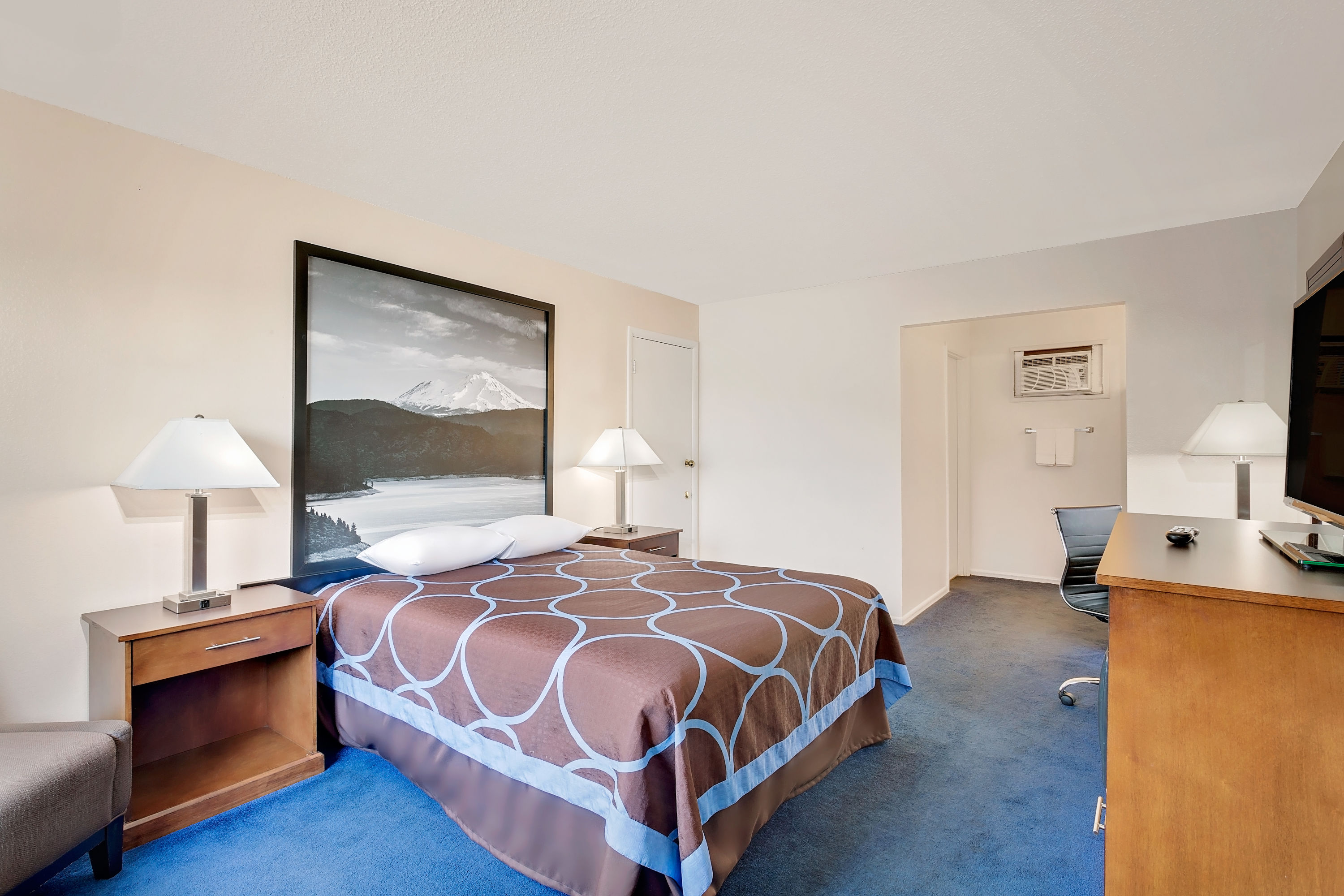 Super 8 by Wyndham Alturas Alturas, CA Hotels