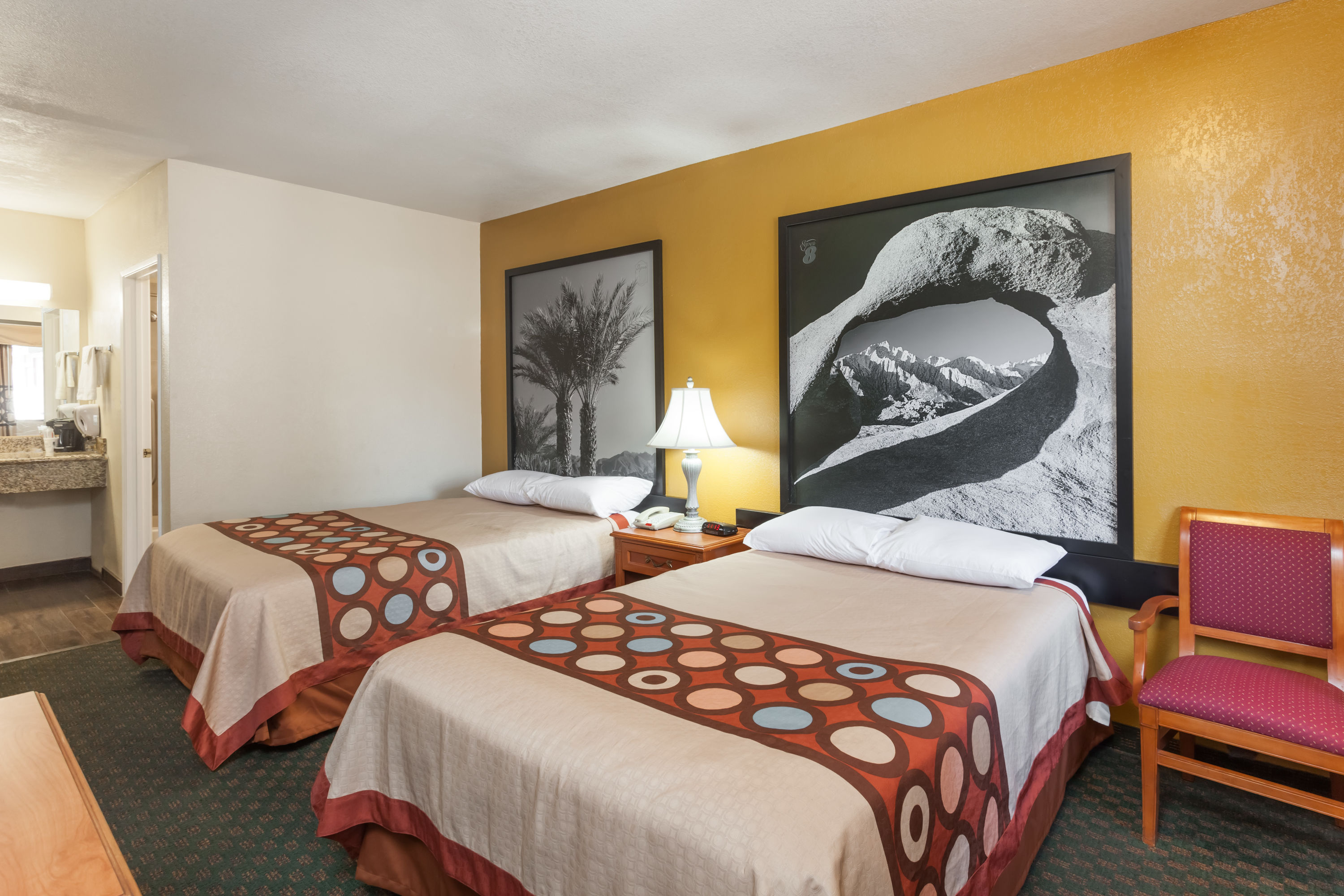 Super 8 By Wyndham Bakersfield South Ca Bakersfield Ca