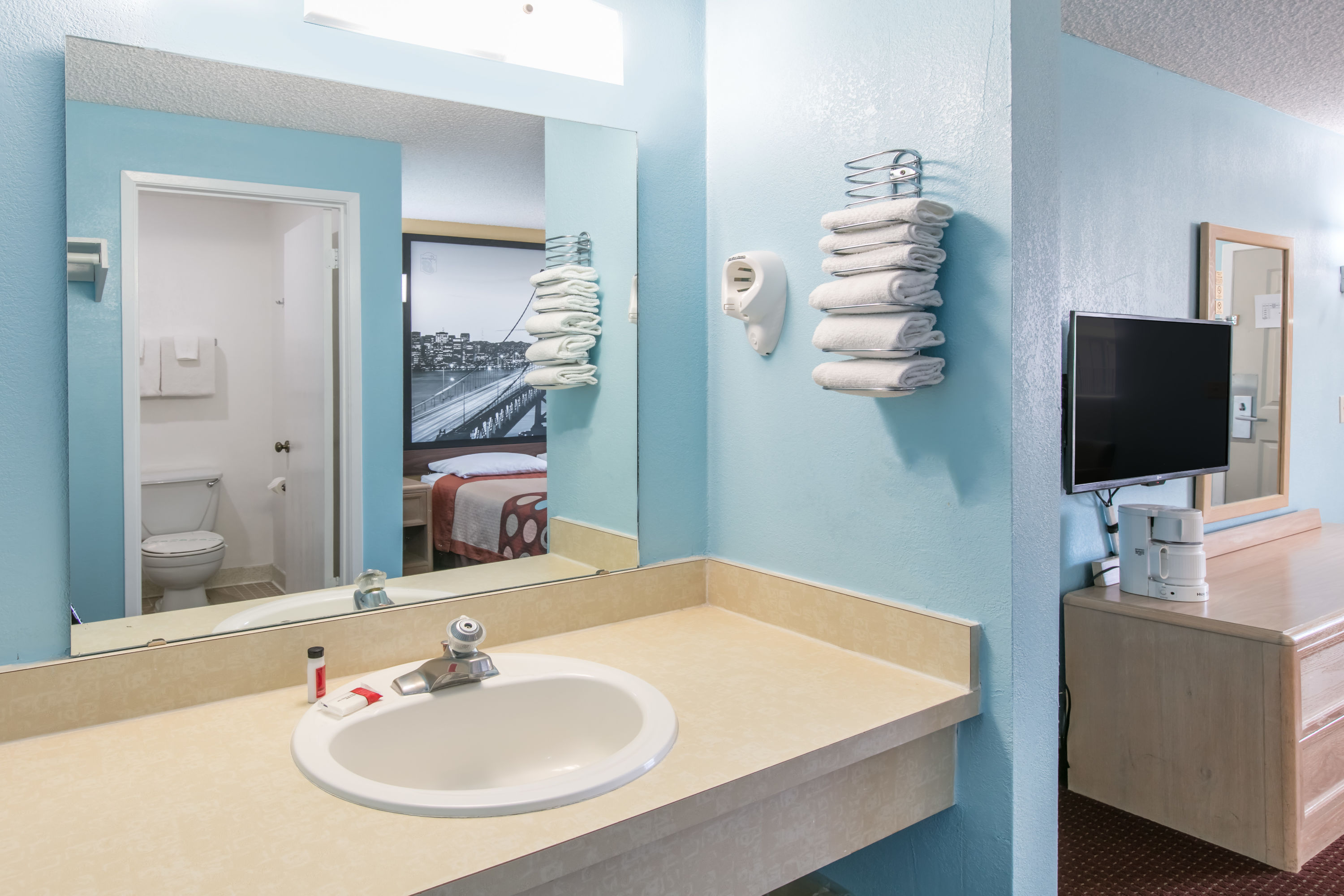 Guest room bath at the Super 8 by Wyndham Bishop in Bishop, California