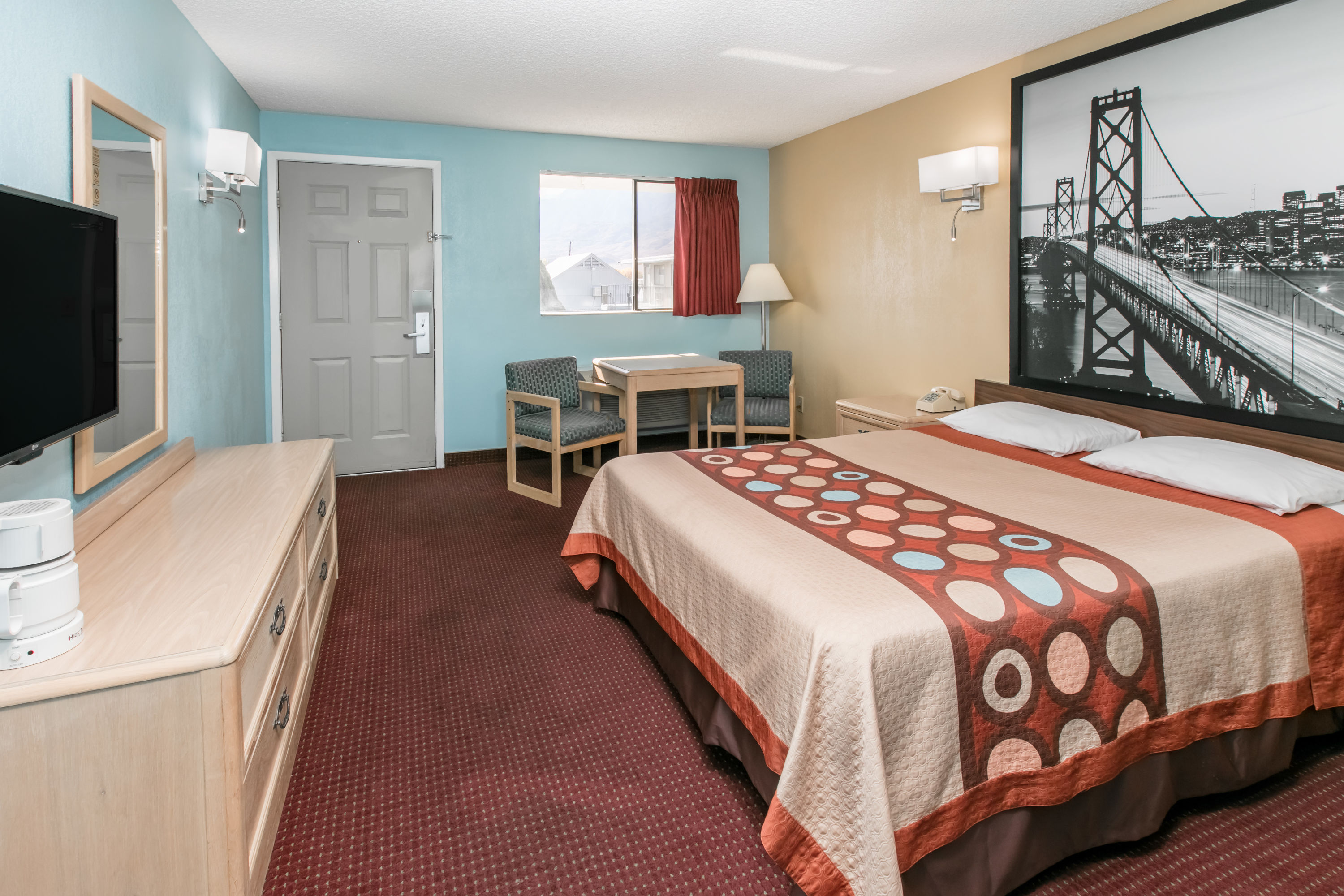 Guest room at the Super 8 by Wyndham Bishop in Bishop, California