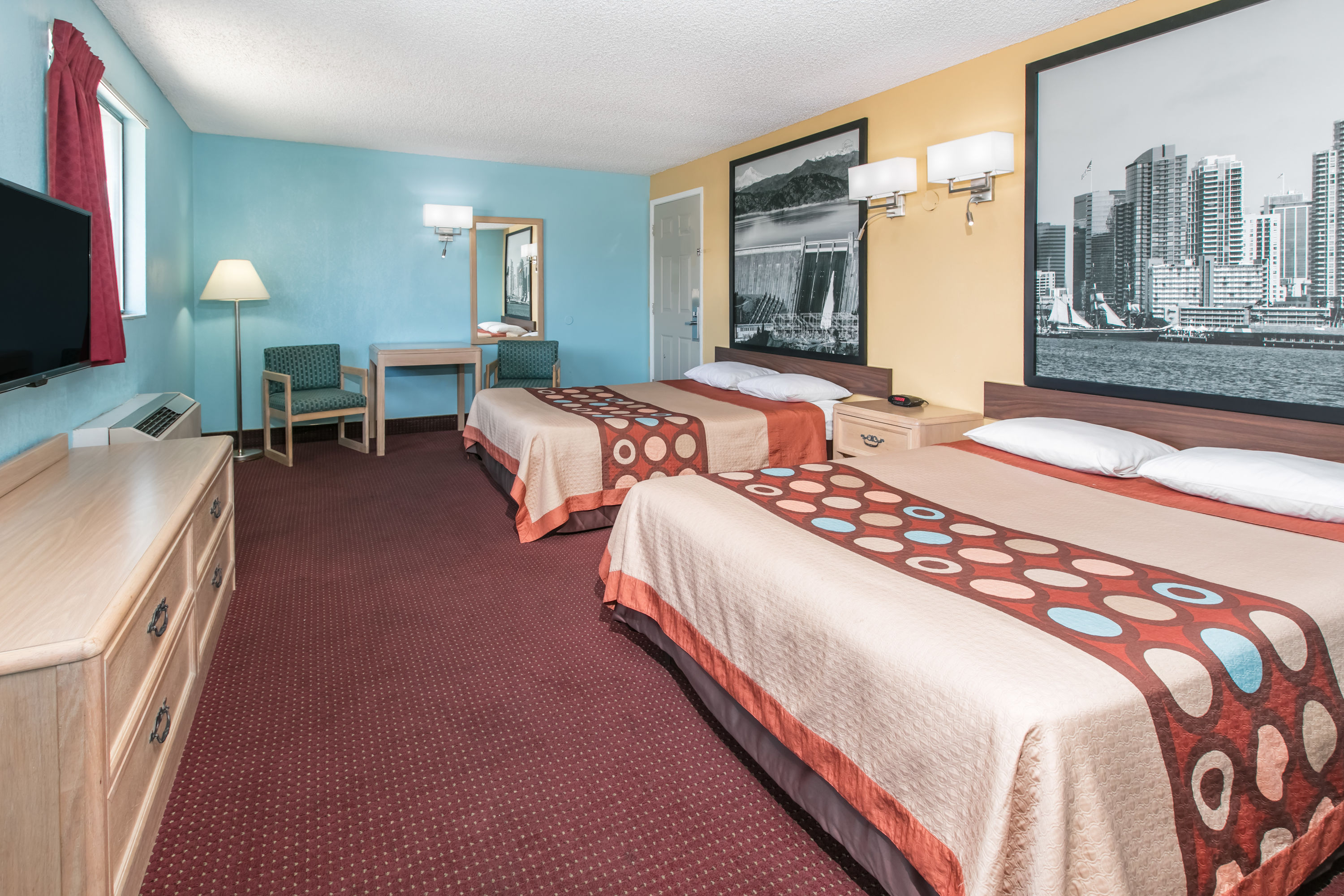 Guest room at the Super 8 by Wyndham Bishop in Bishop, California